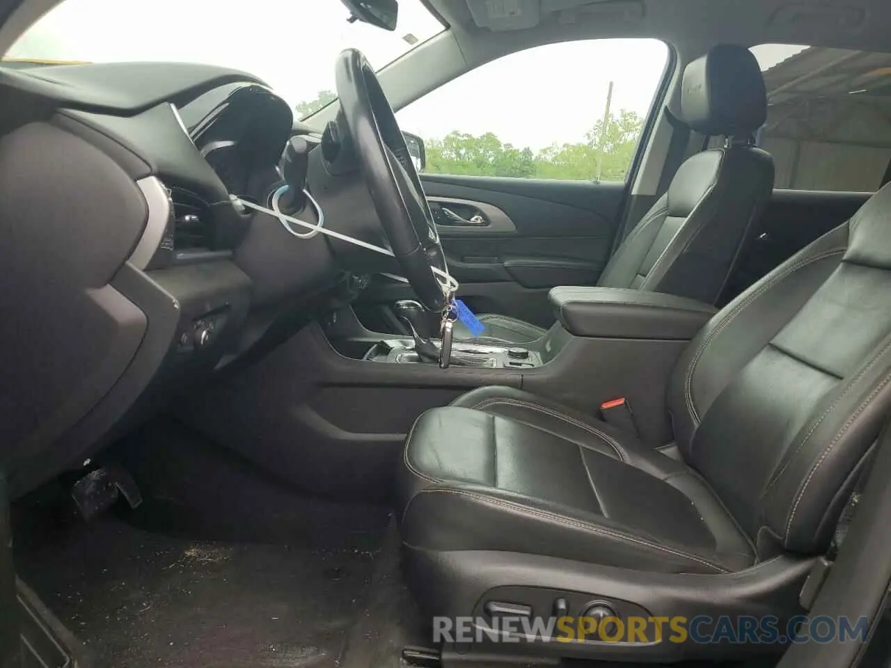 7 Photograph of a damaged car 1GNEVJKW9KJ195292 CHEVROLET TRAVERSE 2019