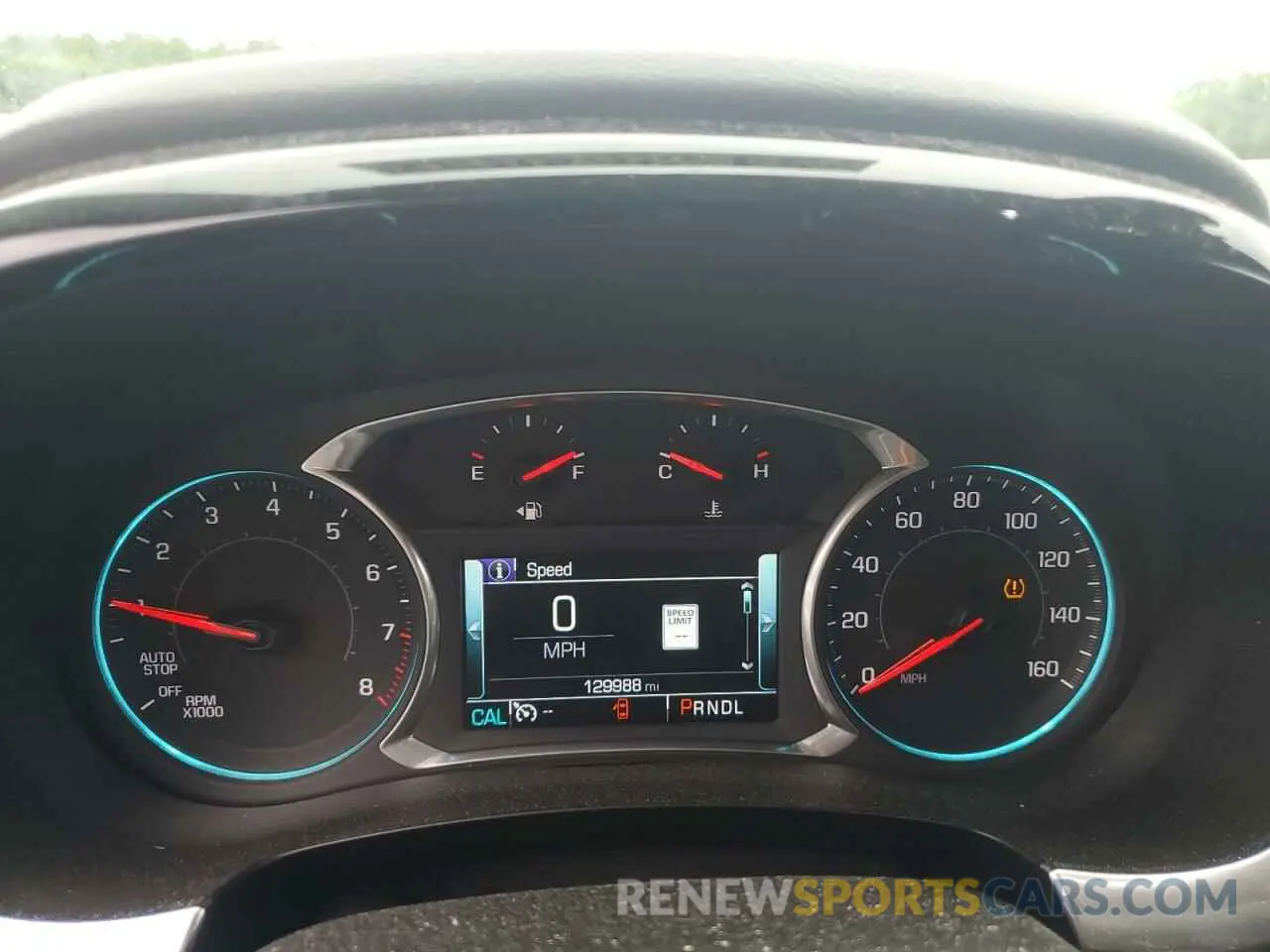 9 Photograph of a damaged car 1GNEVJKW9KJ195292 CHEVROLET TRAVERSE 2019