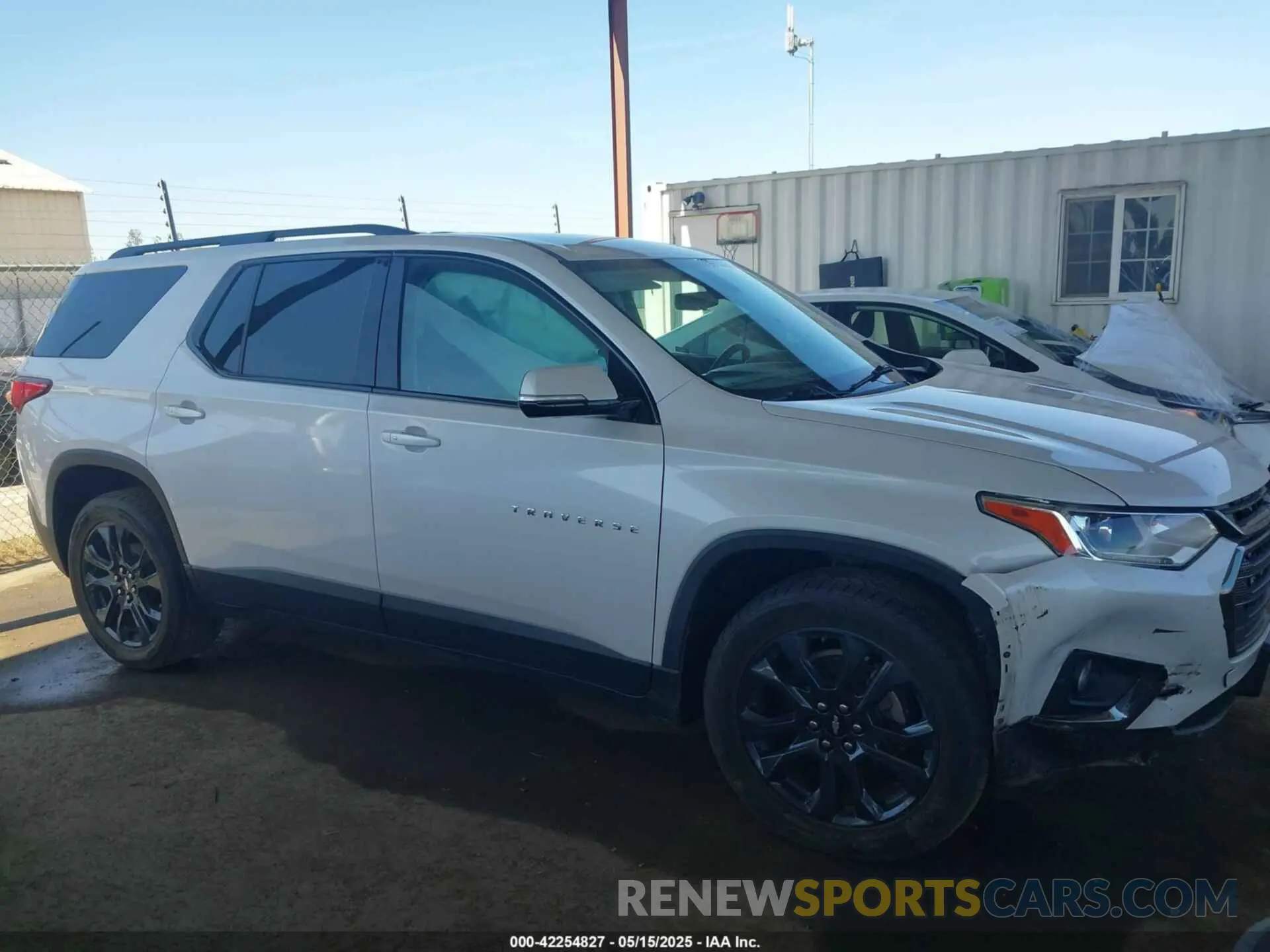 13 Photograph of a damaged car 1GNEVJKW9KJ238366 CHEVROLET TRAVERSE 2019