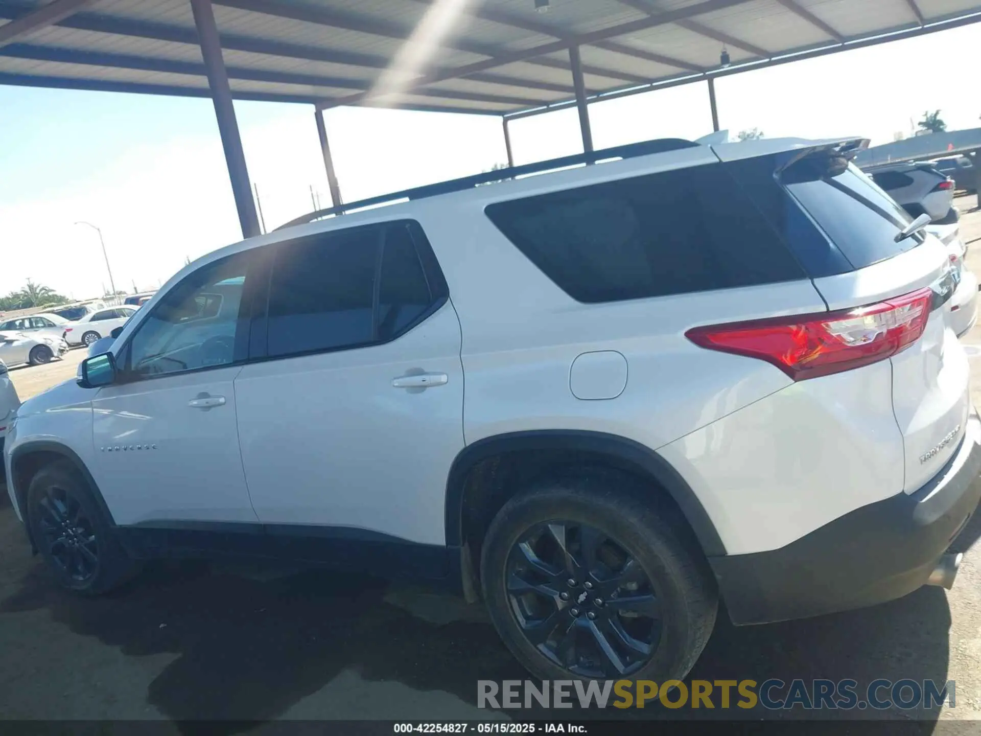 14 Photograph of a damaged car 1GNEVJKW9KJ238366 CHEVROLET TRAVERSE 2019