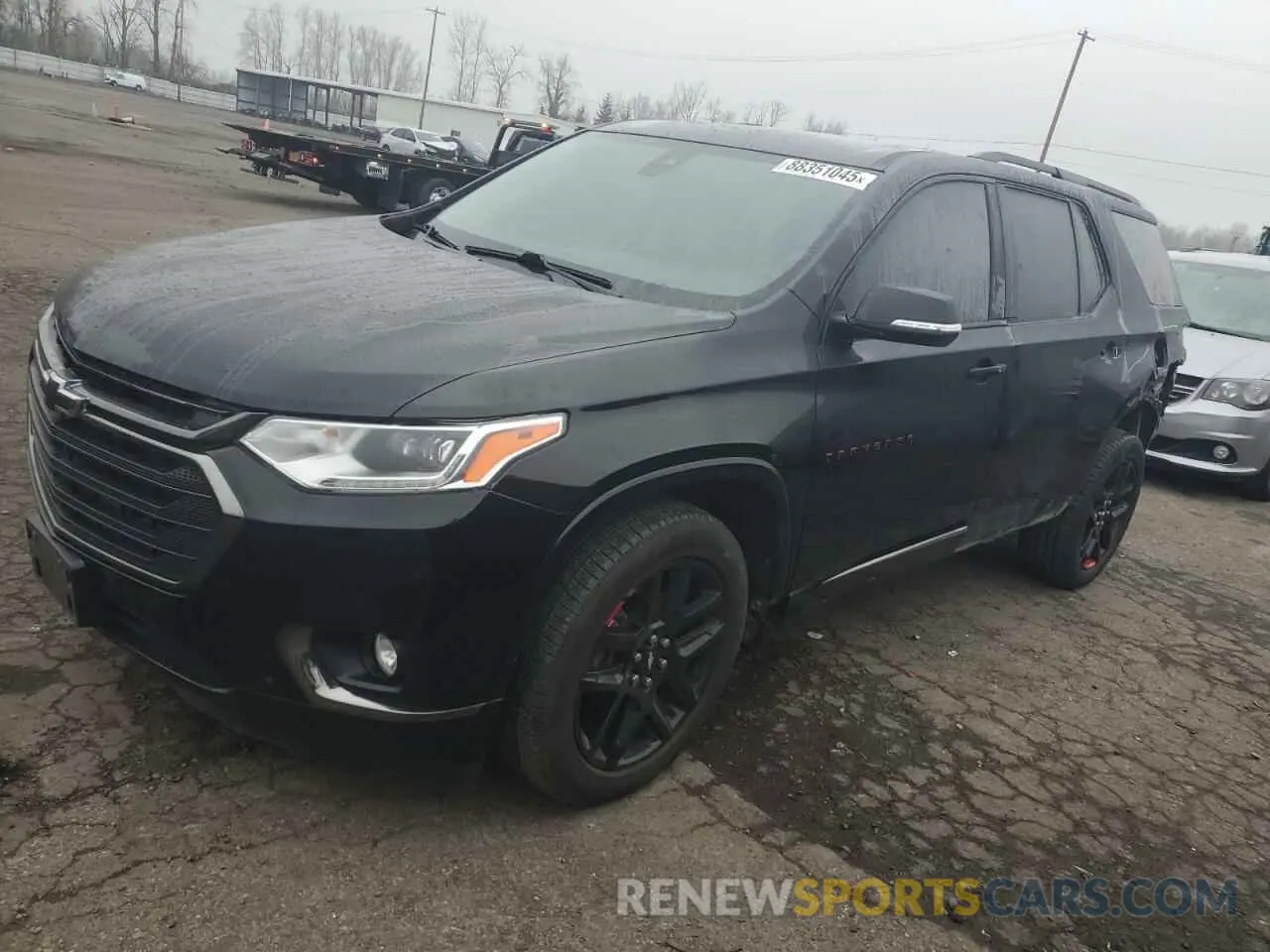1 Photograph of a damaged car 1GNEVKKW0KJ262478 CHEVROLET TRAVERSE 2019