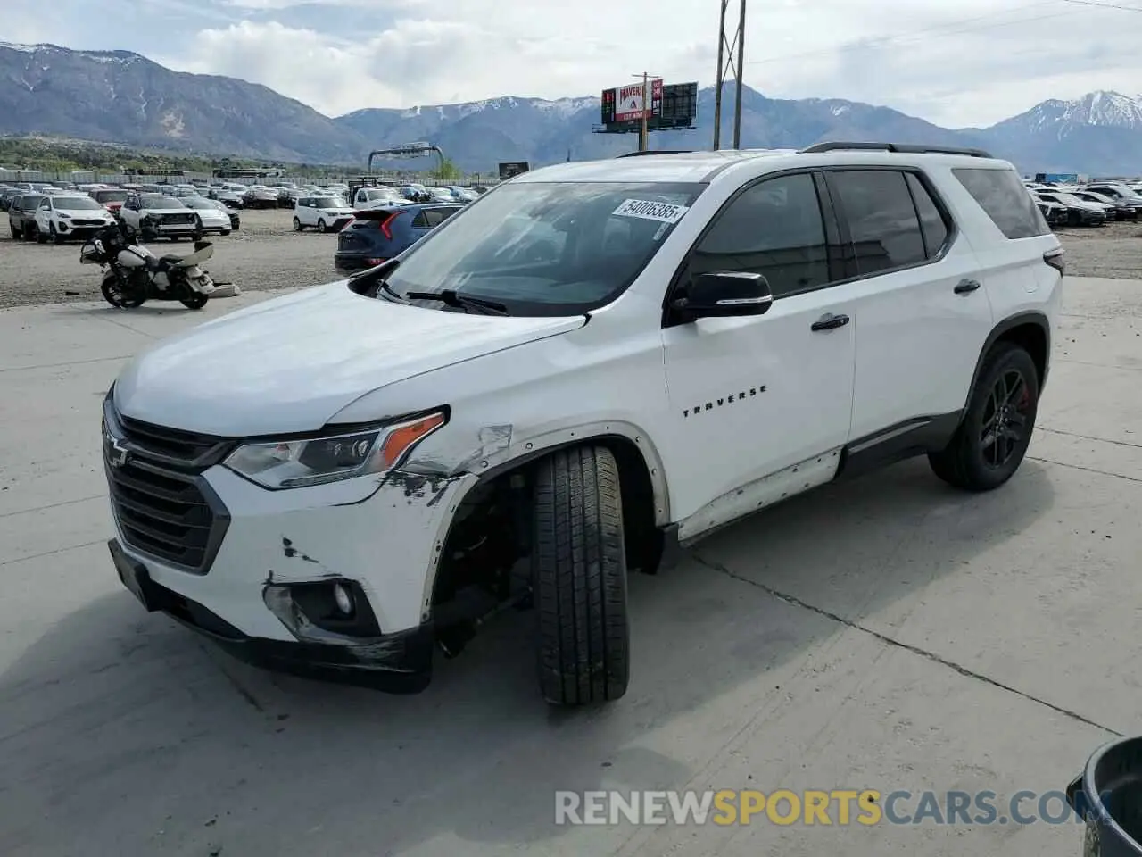 1 Photograph of a damaged car 1GNEVKKW1KJ106739 CHEVROLET TRAVERSE 2019