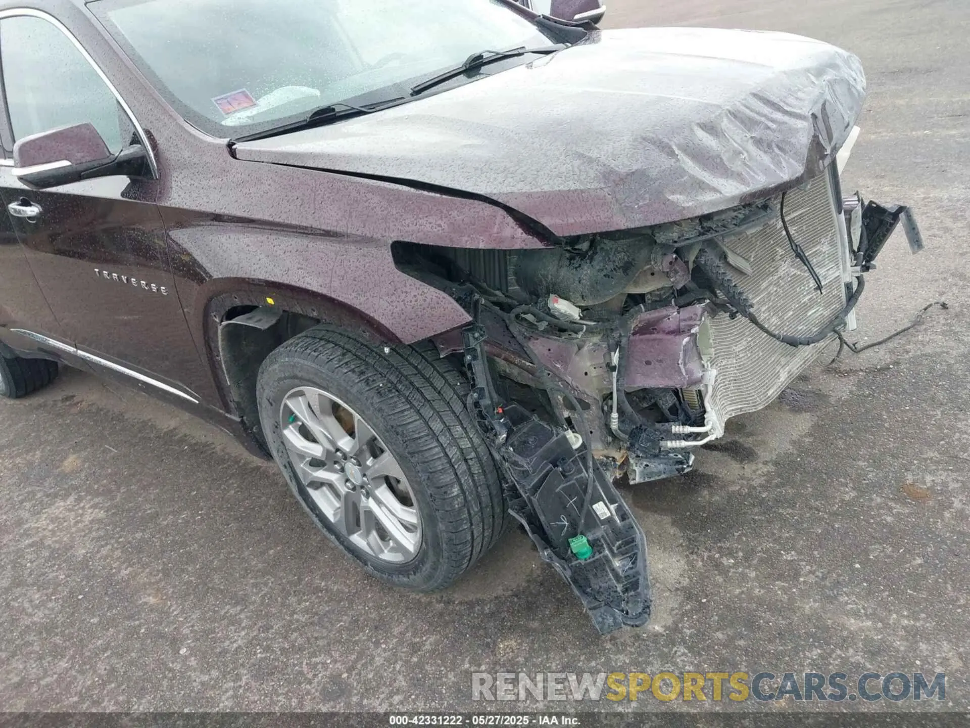 18 Photograph of a damaged car 1GNEVKKW1KJ109544 CHEVROLET TRAVERSE 2019