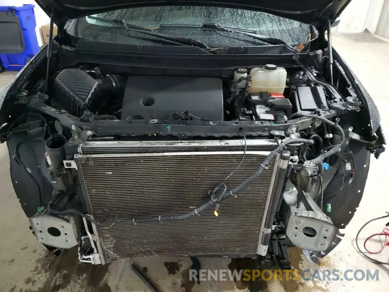 13 Photograph of a damaged car 1GNEVKKW1KJ233314 CHEVROLET TRAVERSE 2019