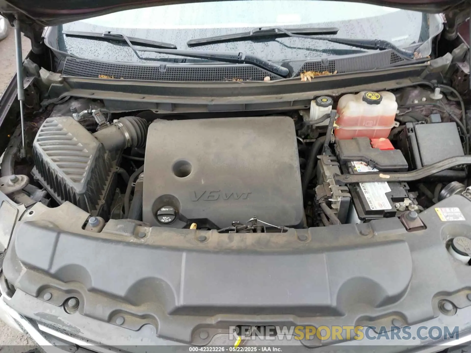 10 Photograph of a damaged car 1GNEVKKW2KJ125106 CHEVROLET TRAVERSE 2019
