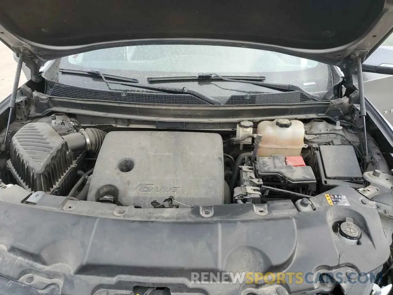 12 Photograph of a damaged car 1GNEVKKW2KJ144464 CHEVROLET TRAVERSE 2019