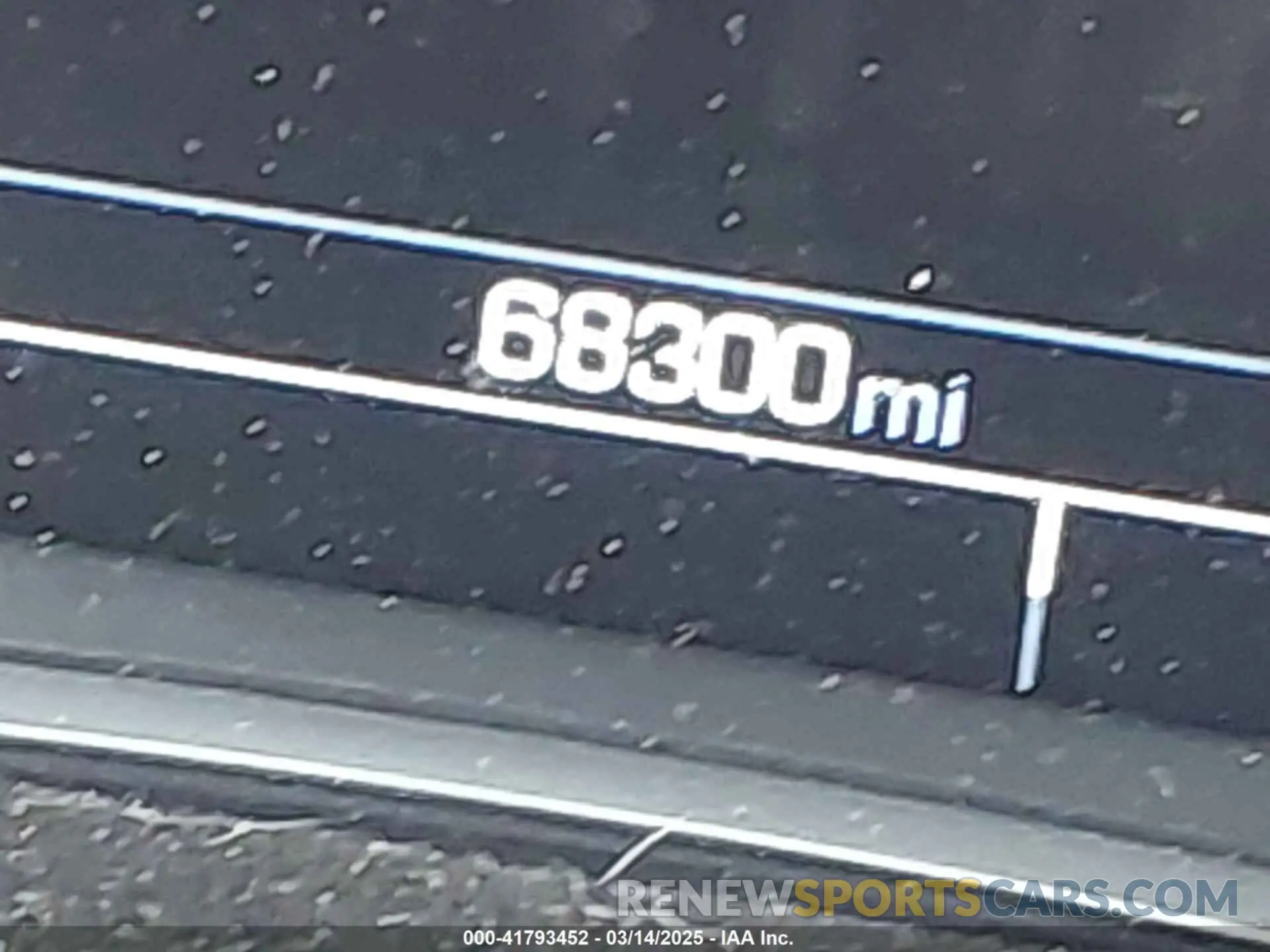 15 Photograph of a damaged car 1GNEVKKW3KJ200976 CHEVROLET TRAVERSE 2019