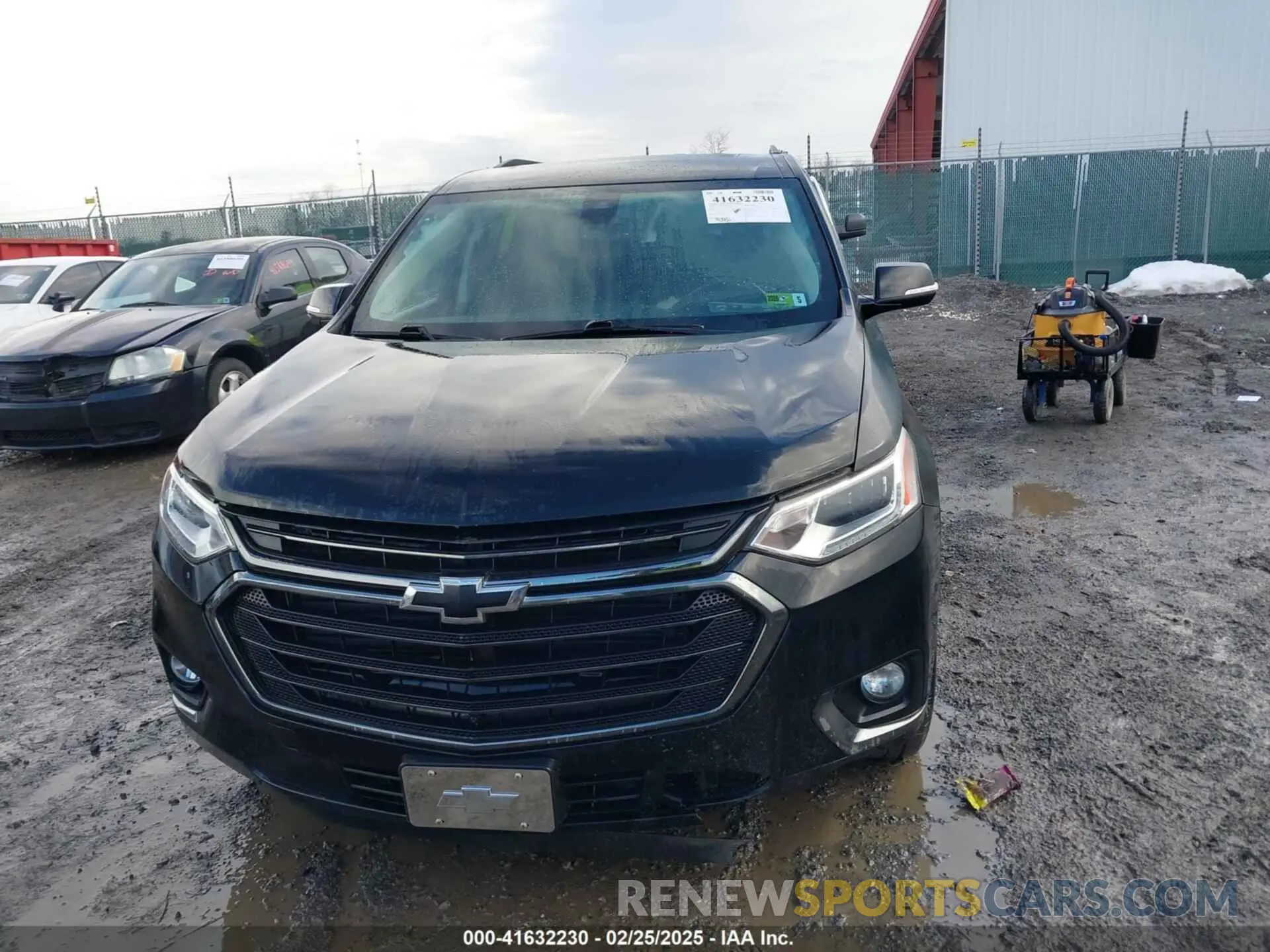 12 Photograph of a damaged car 1GNEVKKW3KJ281770 CHEVROLET TRAVERSE 2019