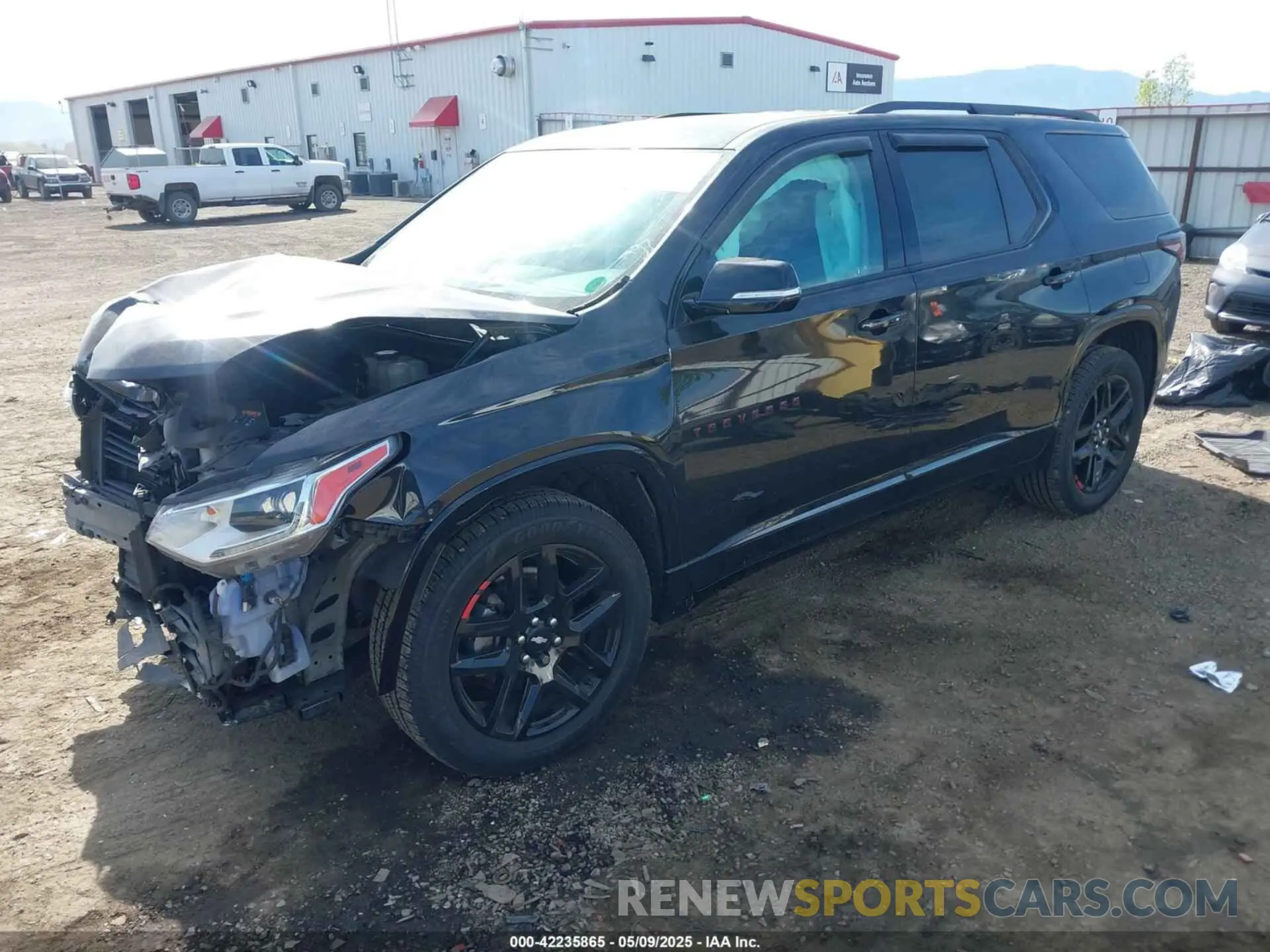2 Photograph of a damaged car 1GNEVKKW5KJ159900 CHEVROLET TRAVERSE 2019