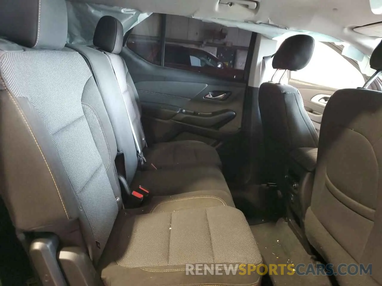 11 Photograph of a damaged car 1GNERFKW0LJ131354 CHEVROLET TRAVERSE 2020