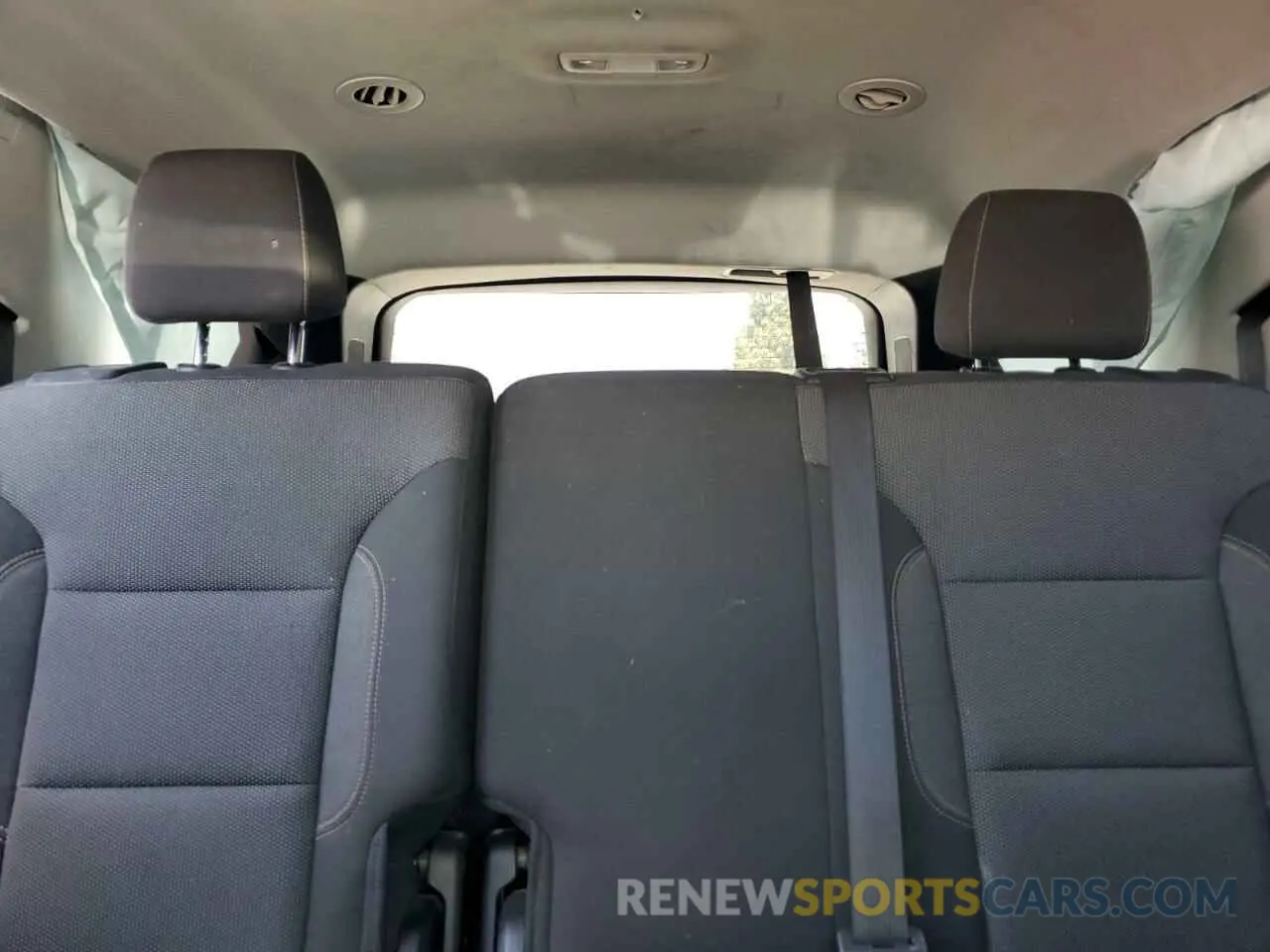 10 Photograph of a damaged car 1GNERFKW0LJ159333 CHEVROLET TRAVERSE 2020