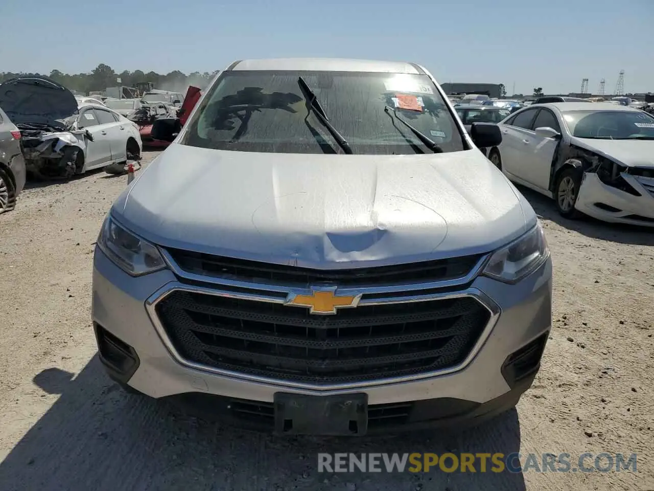 5 Photograph of a damaged car 1GNERFKW0LJ269928 CHEVROLET TRAVERSE 2020
