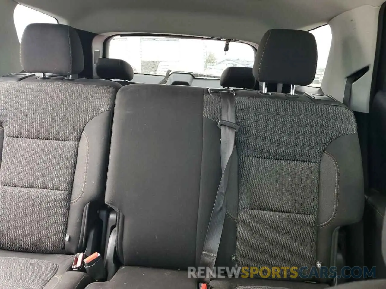 10 Photograph of a damaged car 1GNERFKW0LJ313099 CHEVROLET TRAVERSE 2020