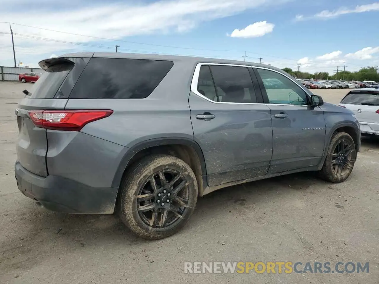 3 Photograph of a damaged car 1GNERFKW0LJ313099 CHEVROLET TRAVERSE 2020