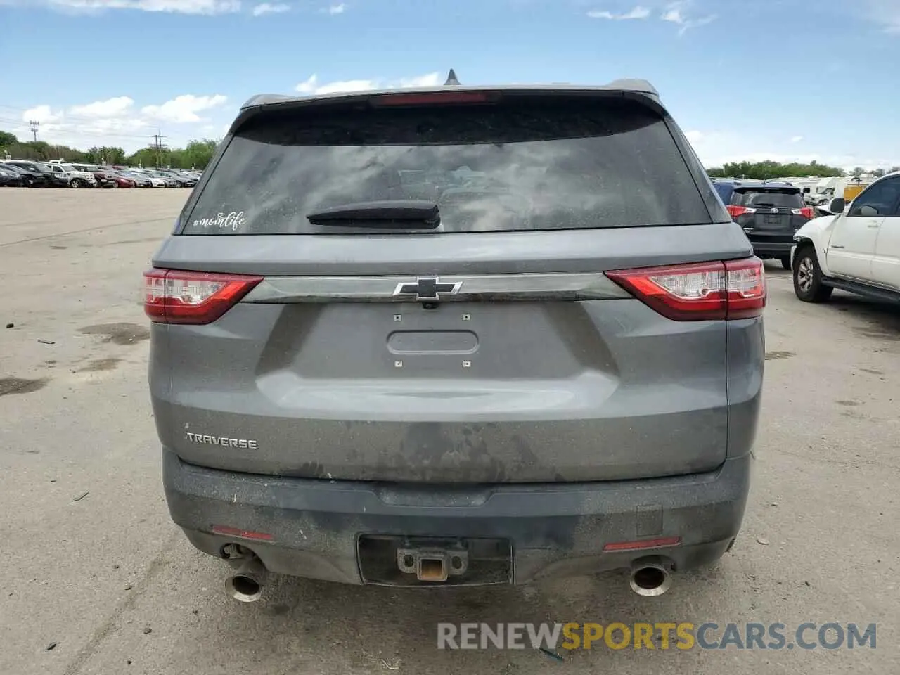 6 Photograph of a damaged car 1GNERFKW0LJ313099 CHEVROLET TRAVERSE 2020