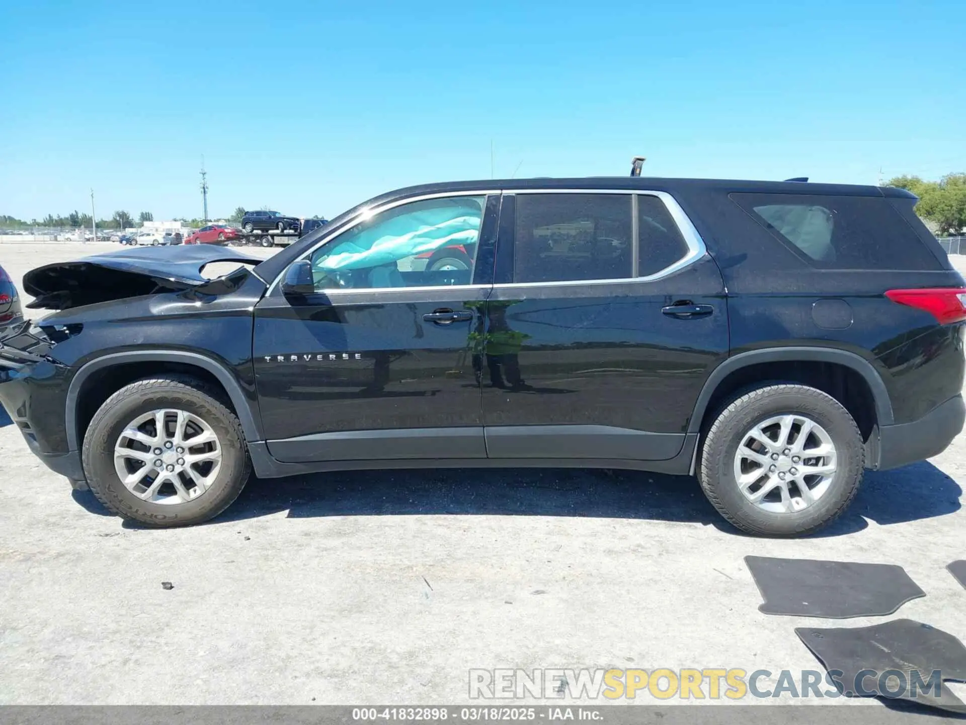 14 Photograph of a damaged car 1GNERFKW1LJ192566 CHEVROLET TRAVERSE 2020