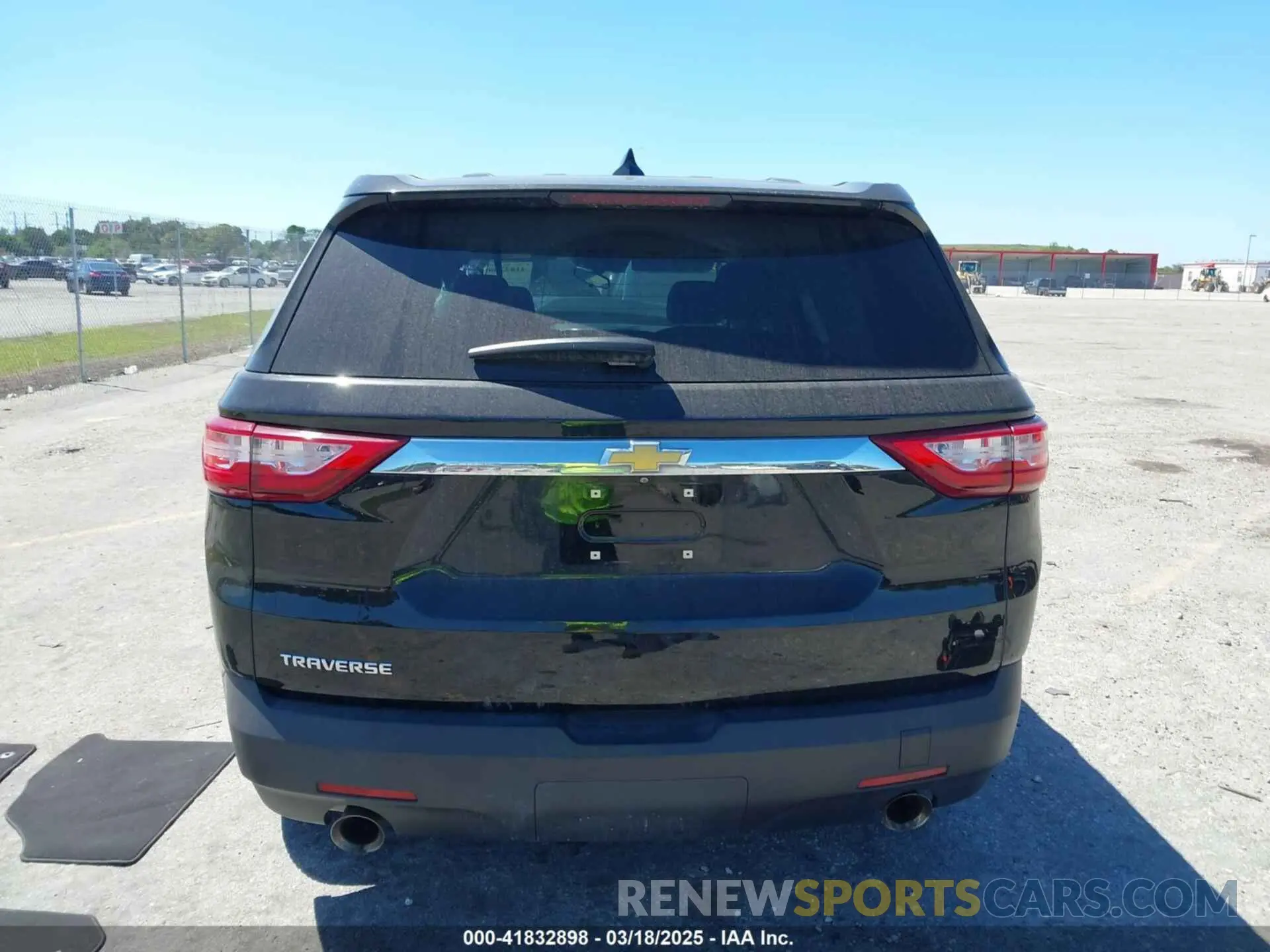 16 Photograph of a damaged car 1GNERFKW1LJ192566 CHEVROLET TRAVERSE 2020