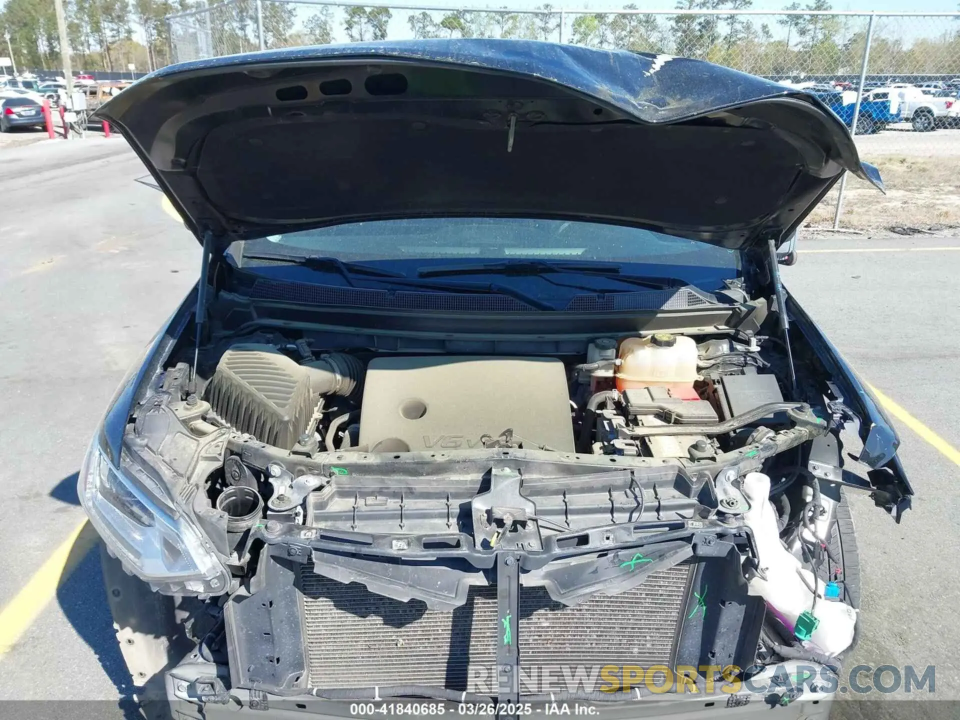 10 Photograph of a damaged car 1GNERFKW2LJ183763 CHEVROLET TRAVERSE 2020