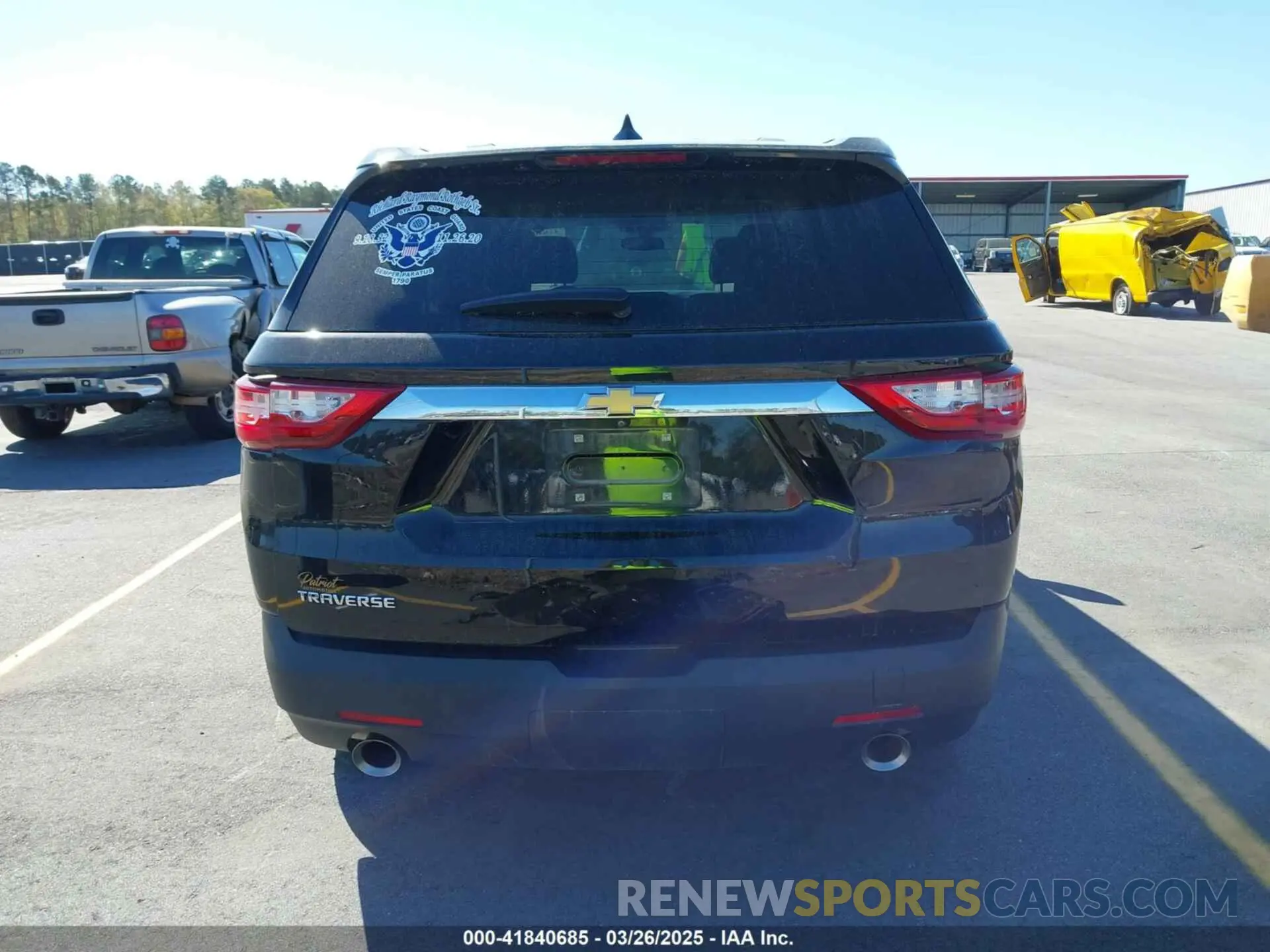 17 Photograph of a damaged car 1GNERFKW2LJ183763 CHEVROLET TRAVERSE 2020