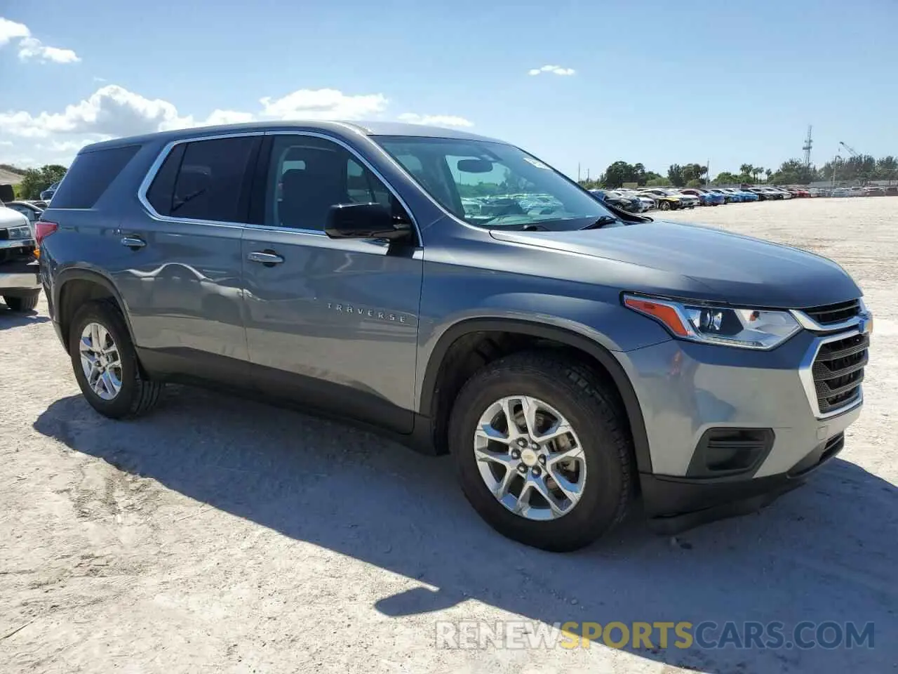 4 Photograph of a damaged car 1GNERFKW2LJ186730 CHEVROLET TRAVERSE 2020