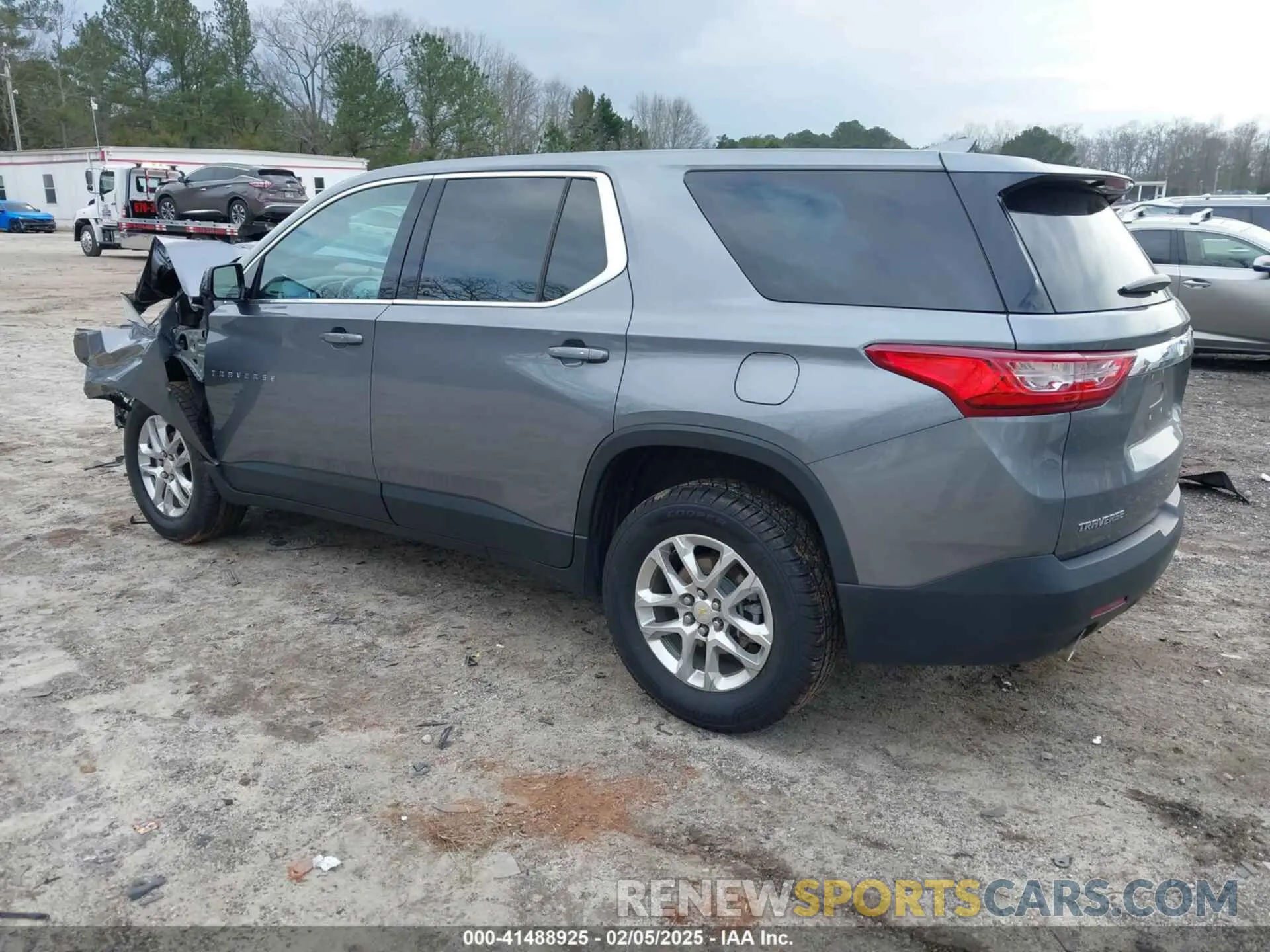 3 Photograph of a damaged car 1GNERFKW2LJ201646 CHEVROLET TRAVERSE 2020
