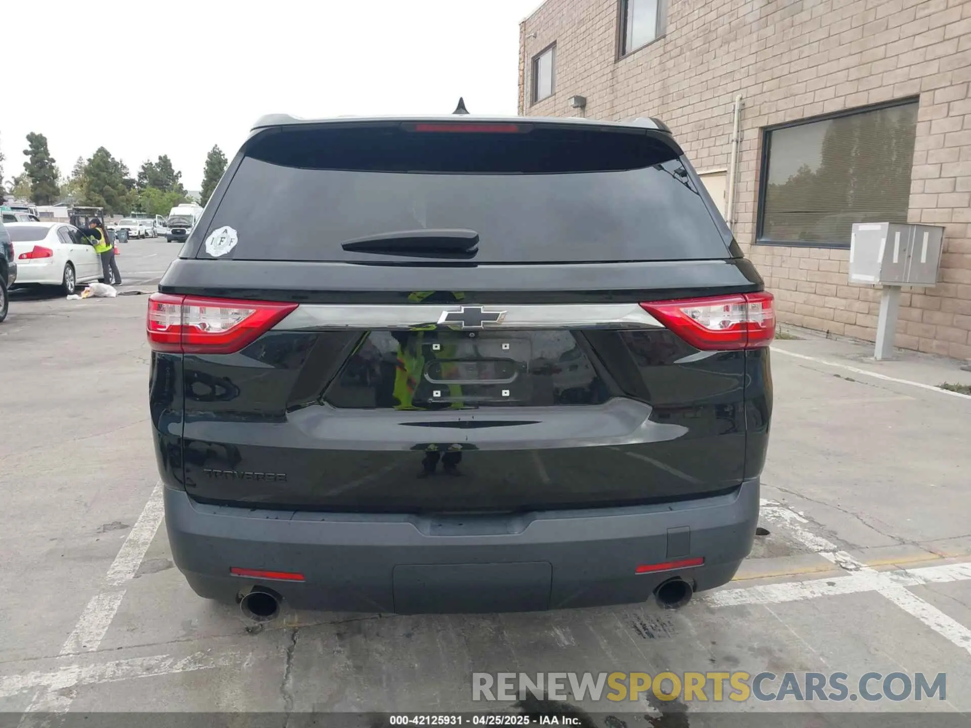16 Photograph of a damaged car 1GNERFKW2LJ201873 CHEVROLET TRAVERSE 2020