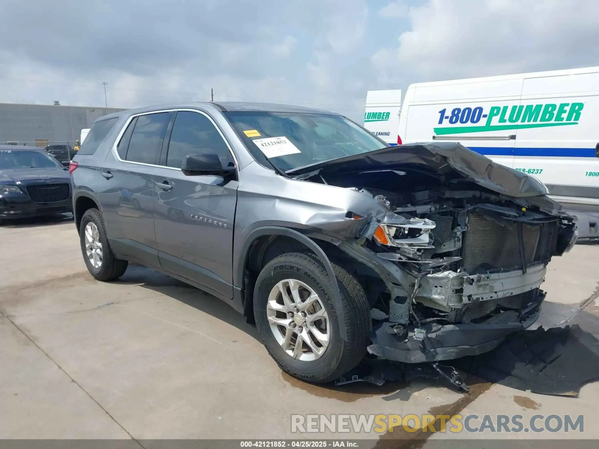 1 Photograph of a damaged car 1GNERFKW2LJ214154 CHEVROLET TRAVERSE 2020