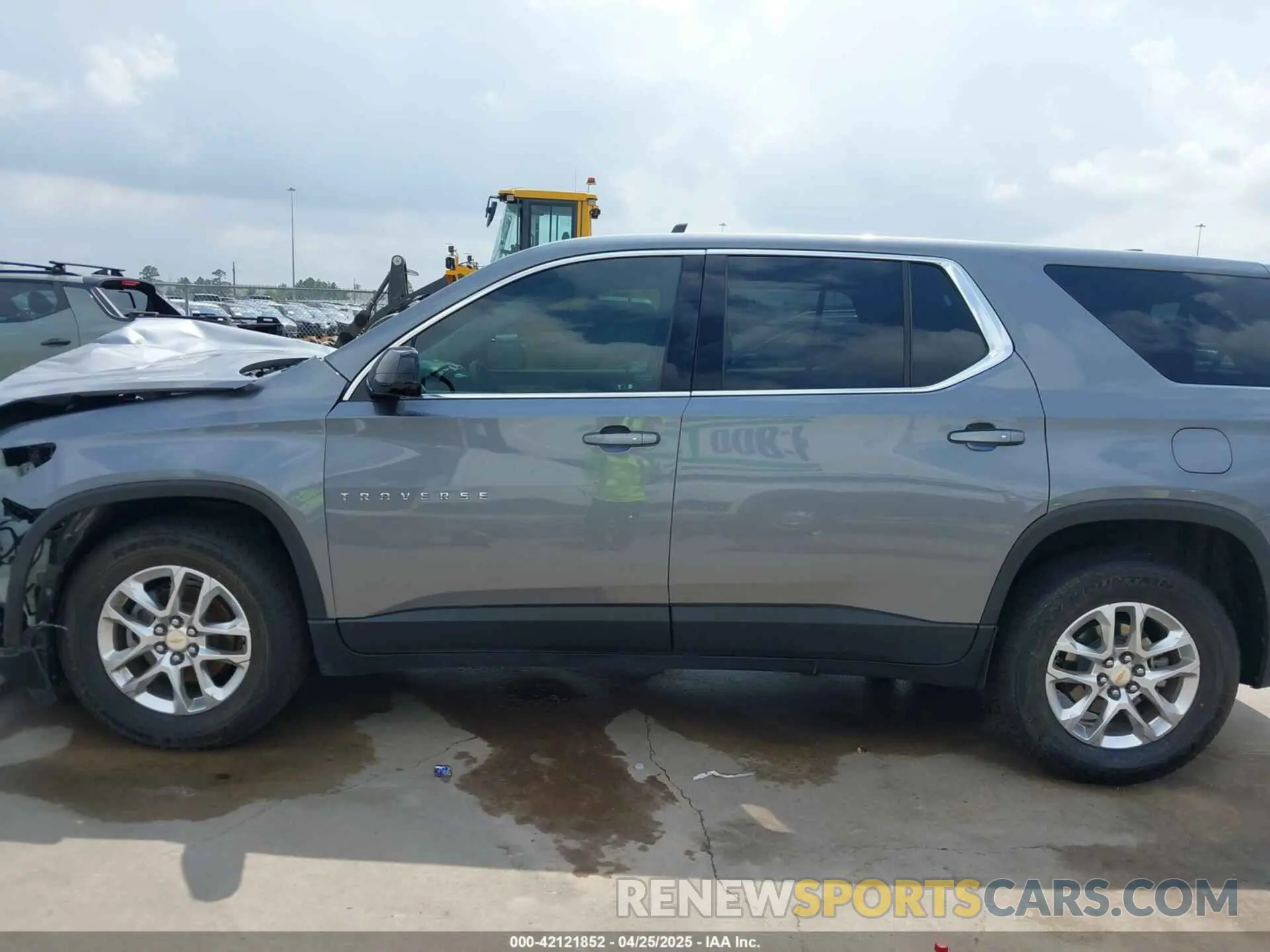 15 Photograph of a damaged car 1GNERFKW2LJ214154 CHEVROLET TRAVERSE 2020