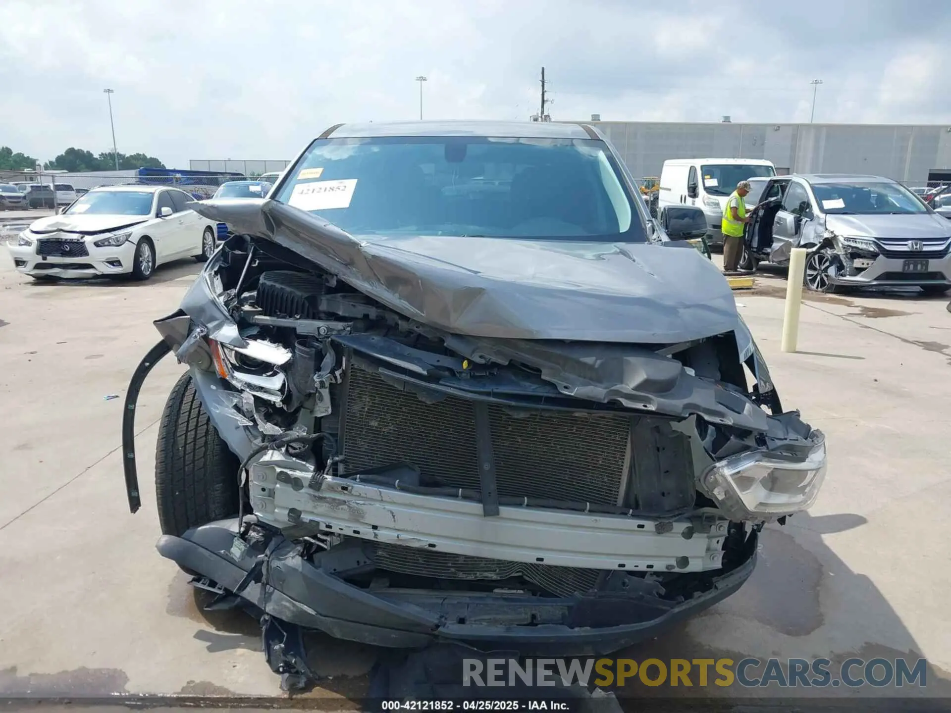 6 Photograph of a damaged car 1GNERFKW2LJ214154 CHEVROLET TRAVERSE 2020