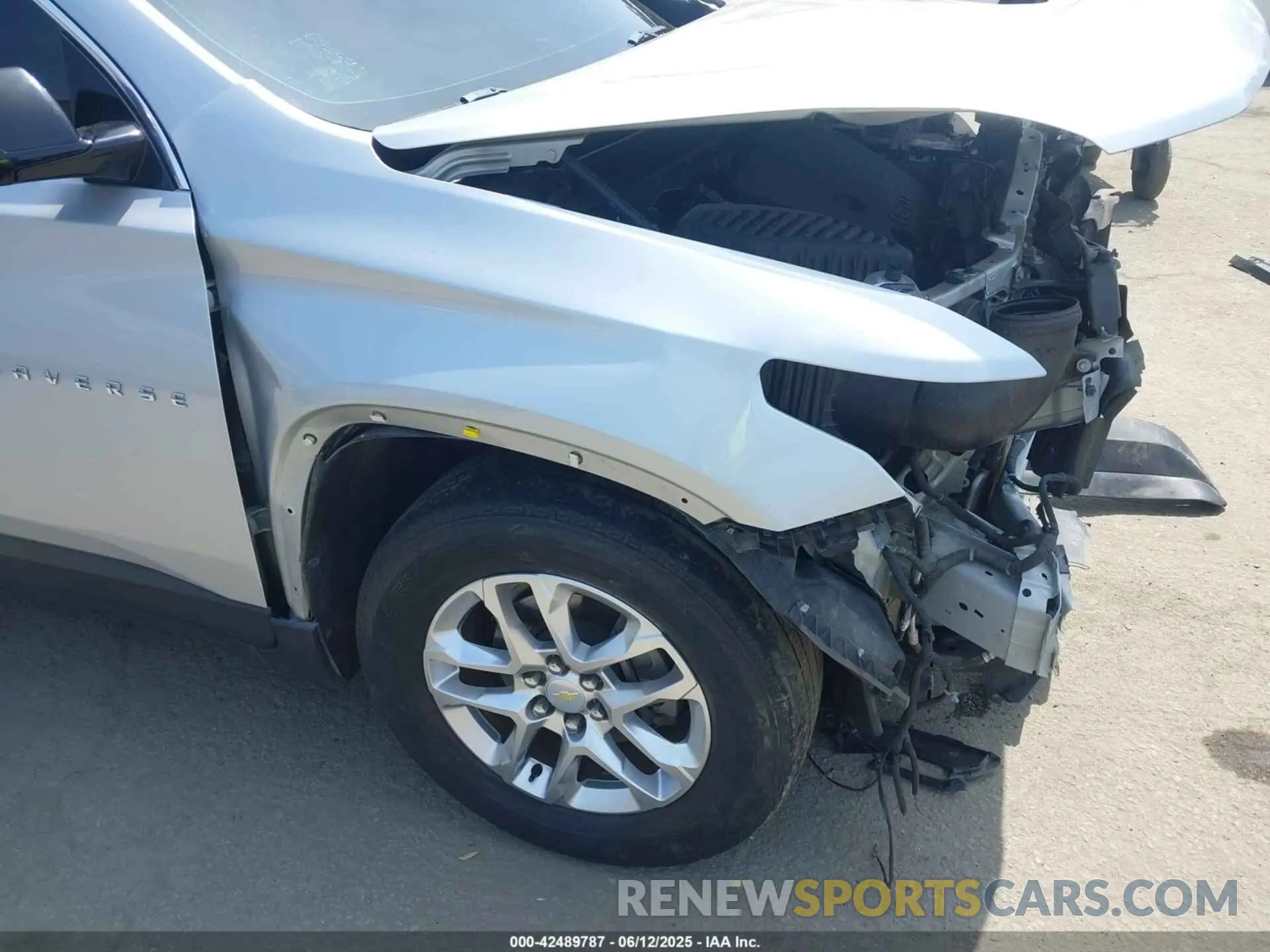 20 Photograph of a damaged car 1GNERFKW3LJ144924 CHEVROLET TRAVERSE 2020
