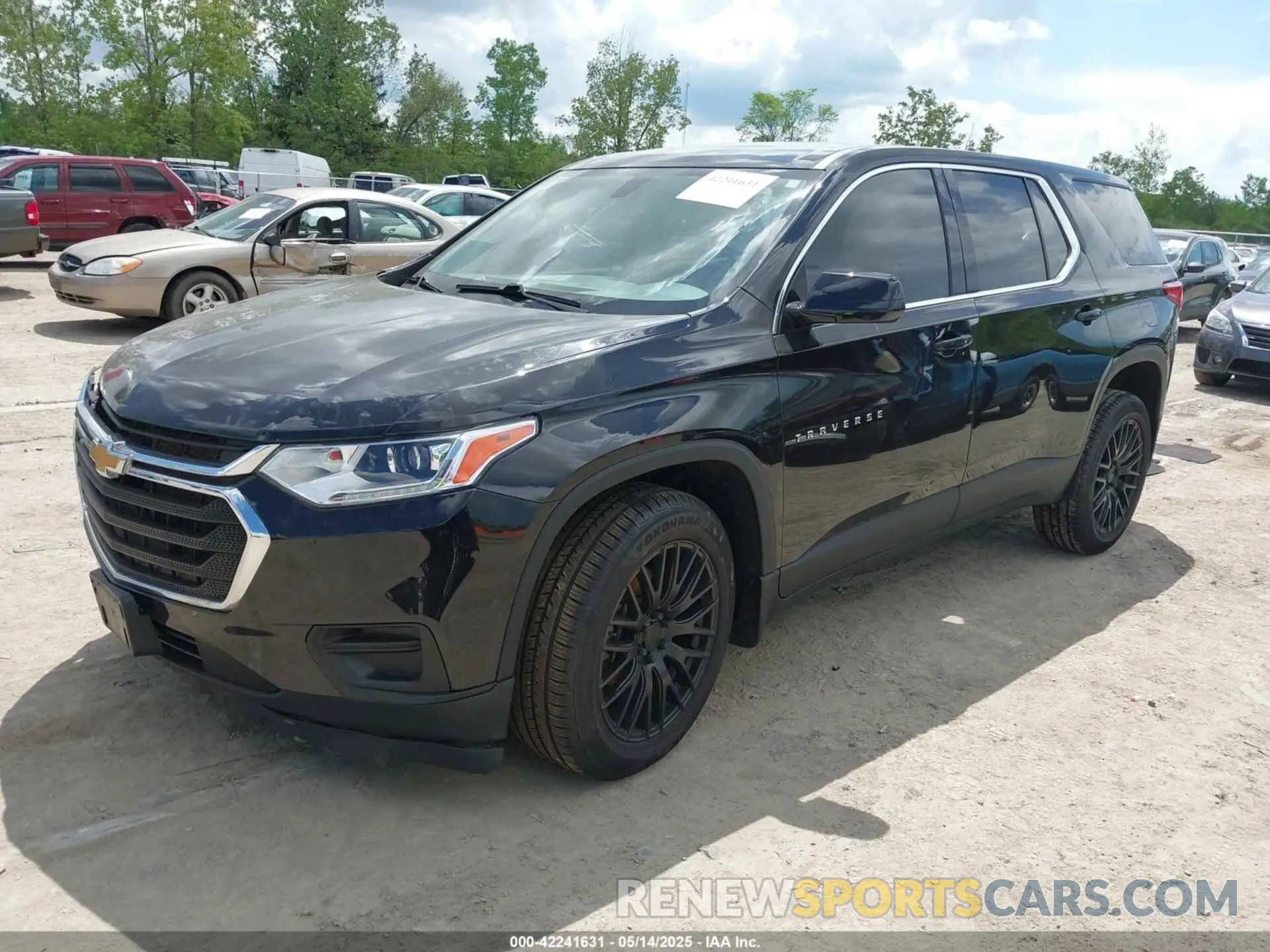 2 Photograph of a damaged car 1GNERFKW3LJ180984 CHEVROLET TRAVERSE 2020