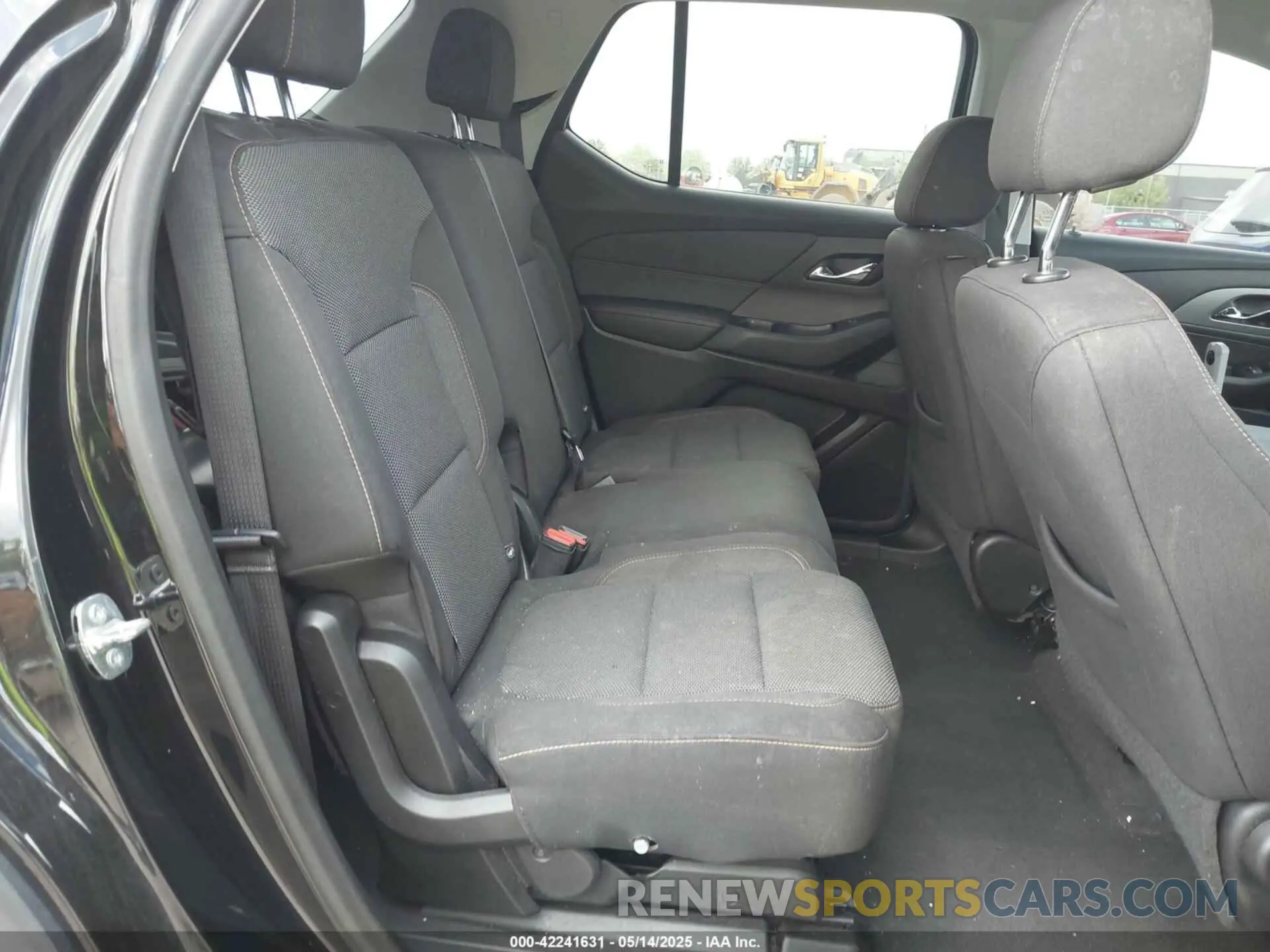8 Photograph of a damaged car 1GNERFKW3LJ180984 CHEVROLET TRAVERSE 2020