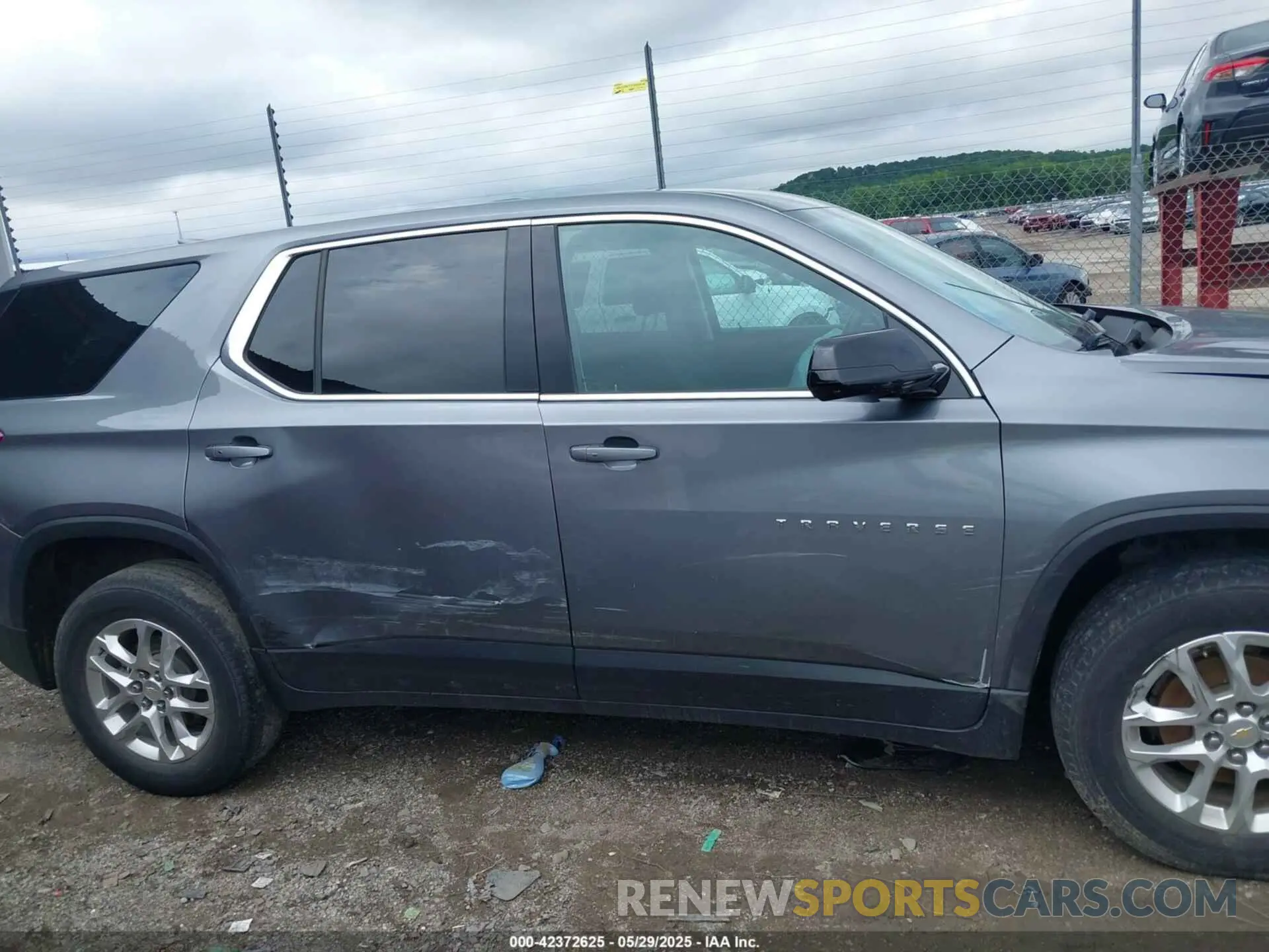 14 Photograph of a damaged car 1GNERFKW3LJ237541 CHEVROLET TRAVERSE 2020
