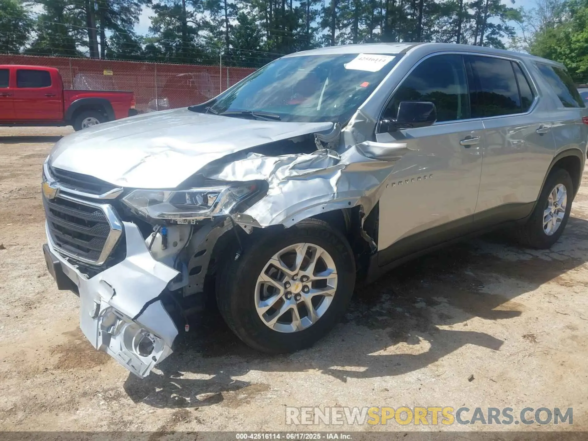 2 Photograph of a damaged car 1GNERFKW3LJ271902 CHEVROLET TRAVERSE 2020