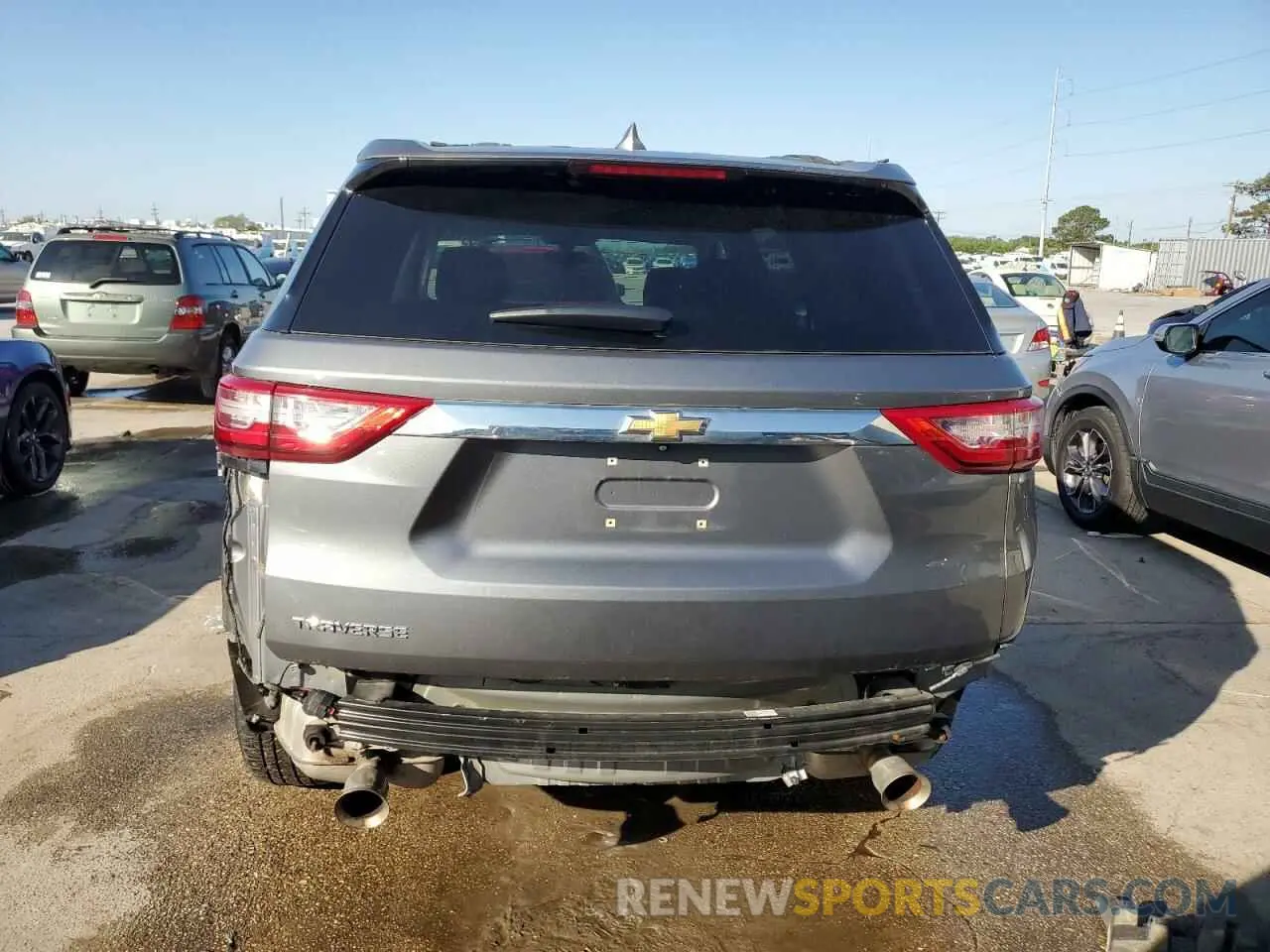 6 Photograph of a damaged car 1GNERFKW4LJ115447 CHEVROLET TRAVERSE 2020