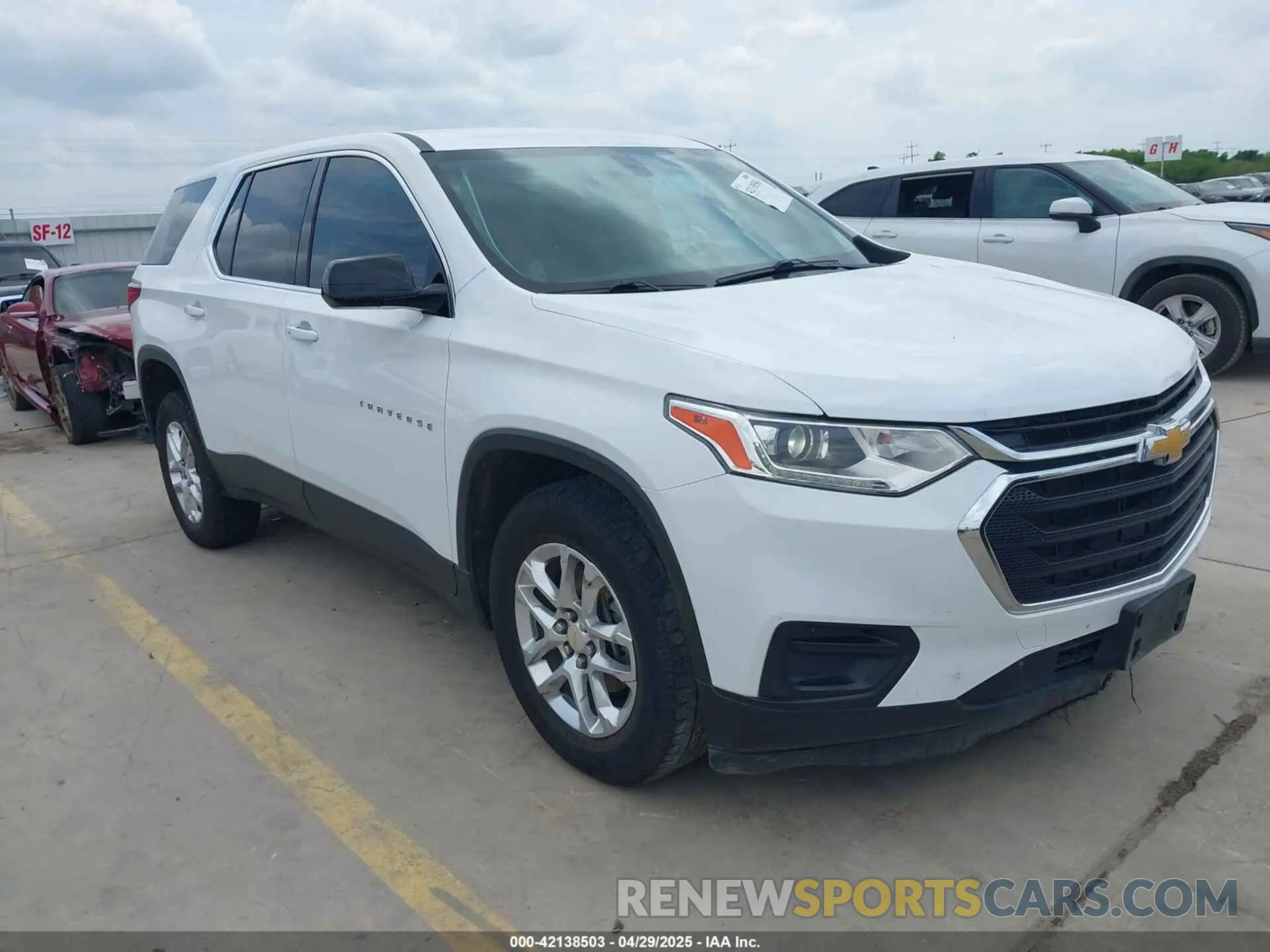 1 Photograph of a damaged car 1GNERFKW4LJ163269 CHEVROLET TRAVERSE 2020