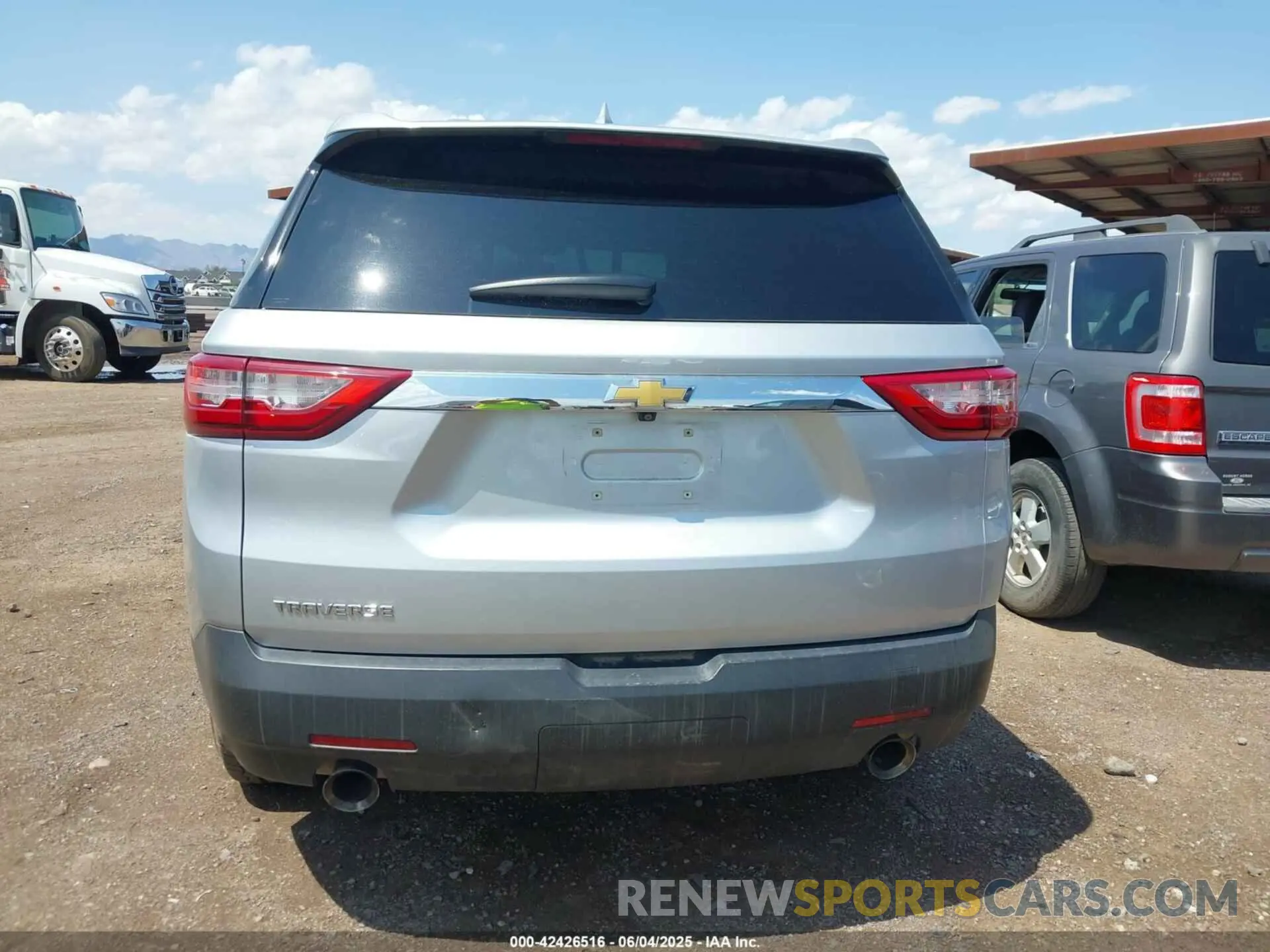 15 Photograph of a damaged car 1GNERFKW4LJ183988 CHEVROLET TRAVERSE 2020