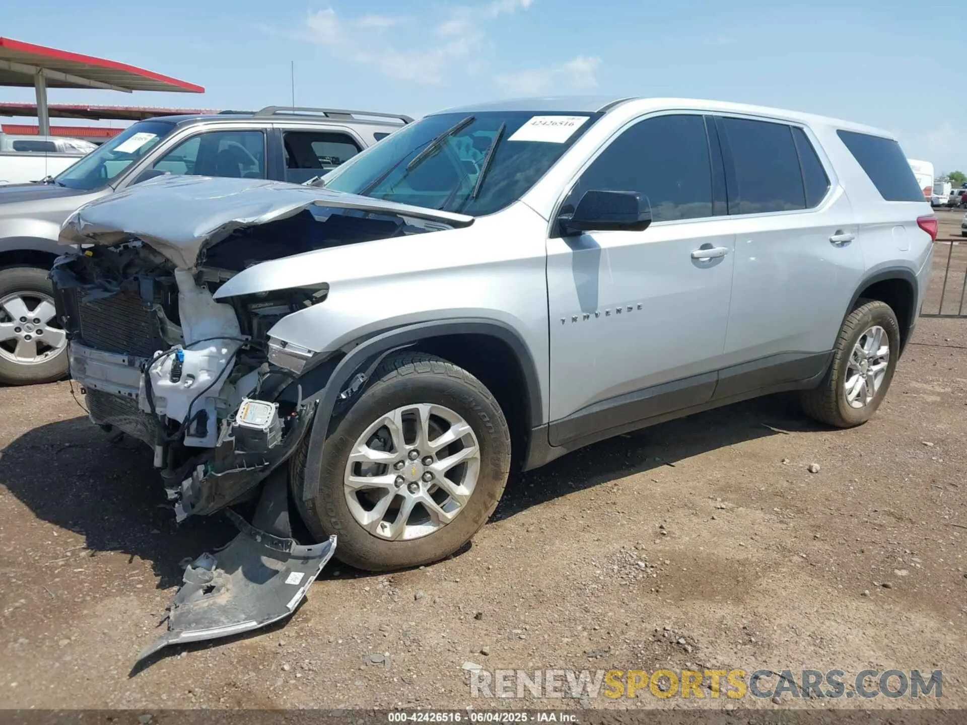2 Photograph of a damaged car 1GNERFKW4LJ183988 CHEVROLET TRAVERSE 2020