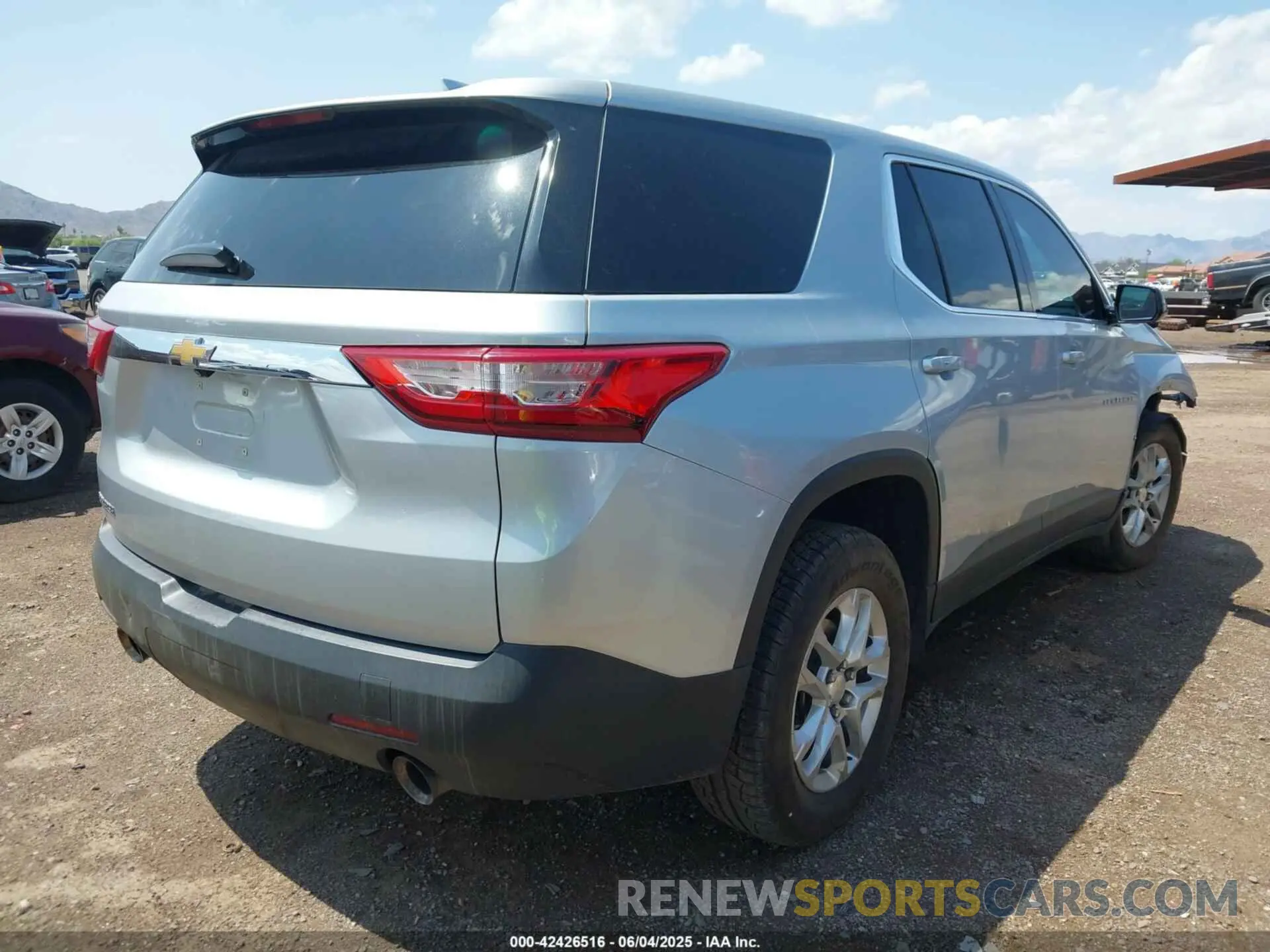 4 Photograph of a damaged car 1GNERFKW4LJ183988 CHEVROLET TRAVERSE 2020