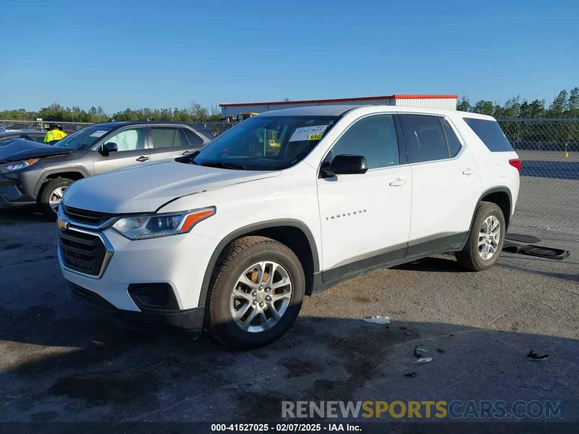 2 Photograph of a damaged car 1GNERFKW4LJ228864 CHEVROLET TRAVERSE 2020