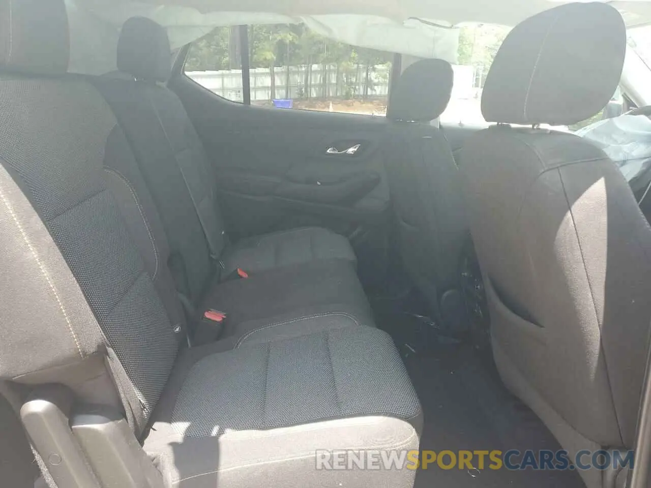 11 Photograph of a damaged car 1GNERFKW4LJ267390 CHEVROLET TRAVERSE 2020