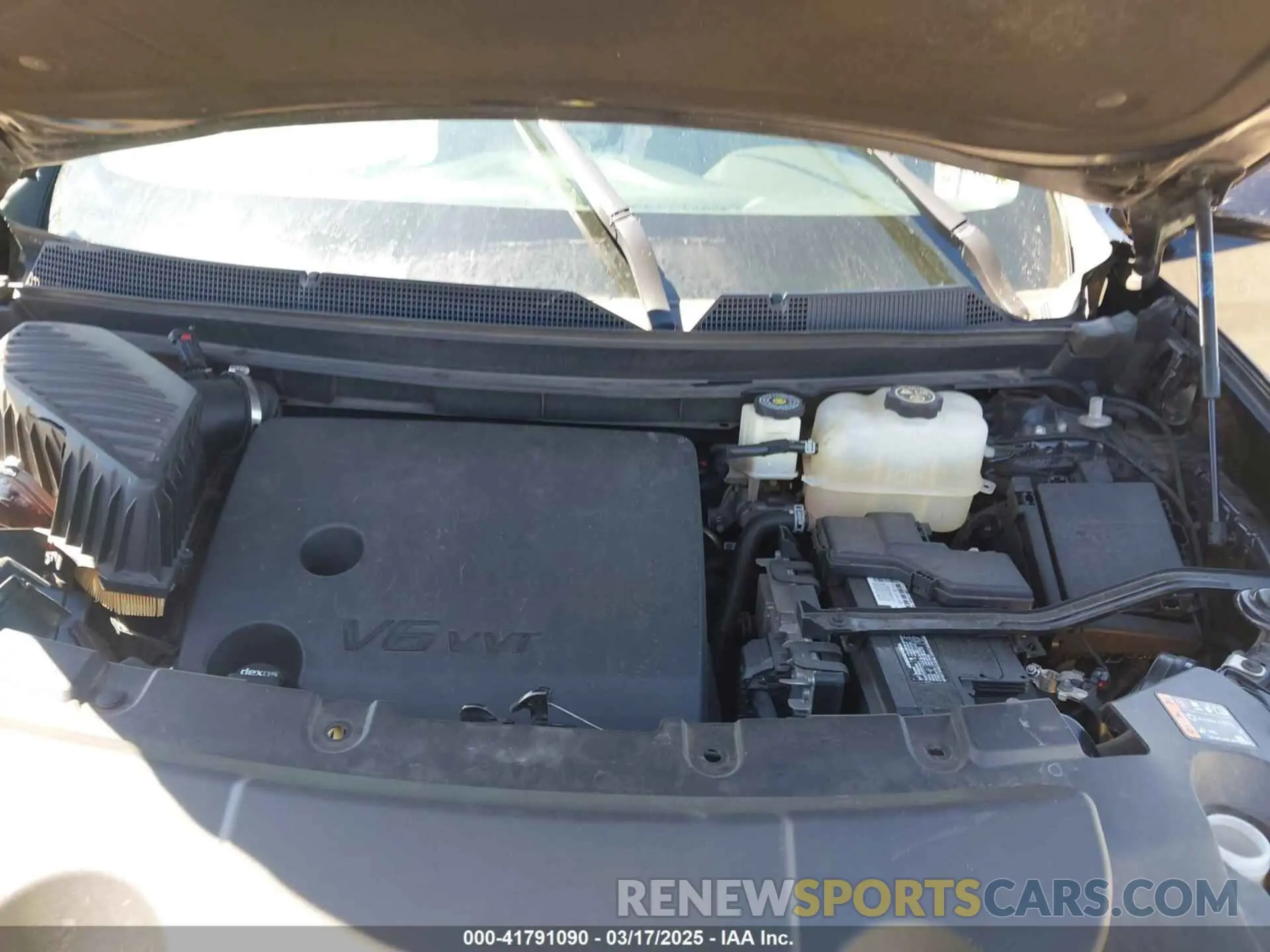 10 Photograph of a damaged car 1GNERFKW4LJ279684 CHEVROLET TRAVERSE 2020