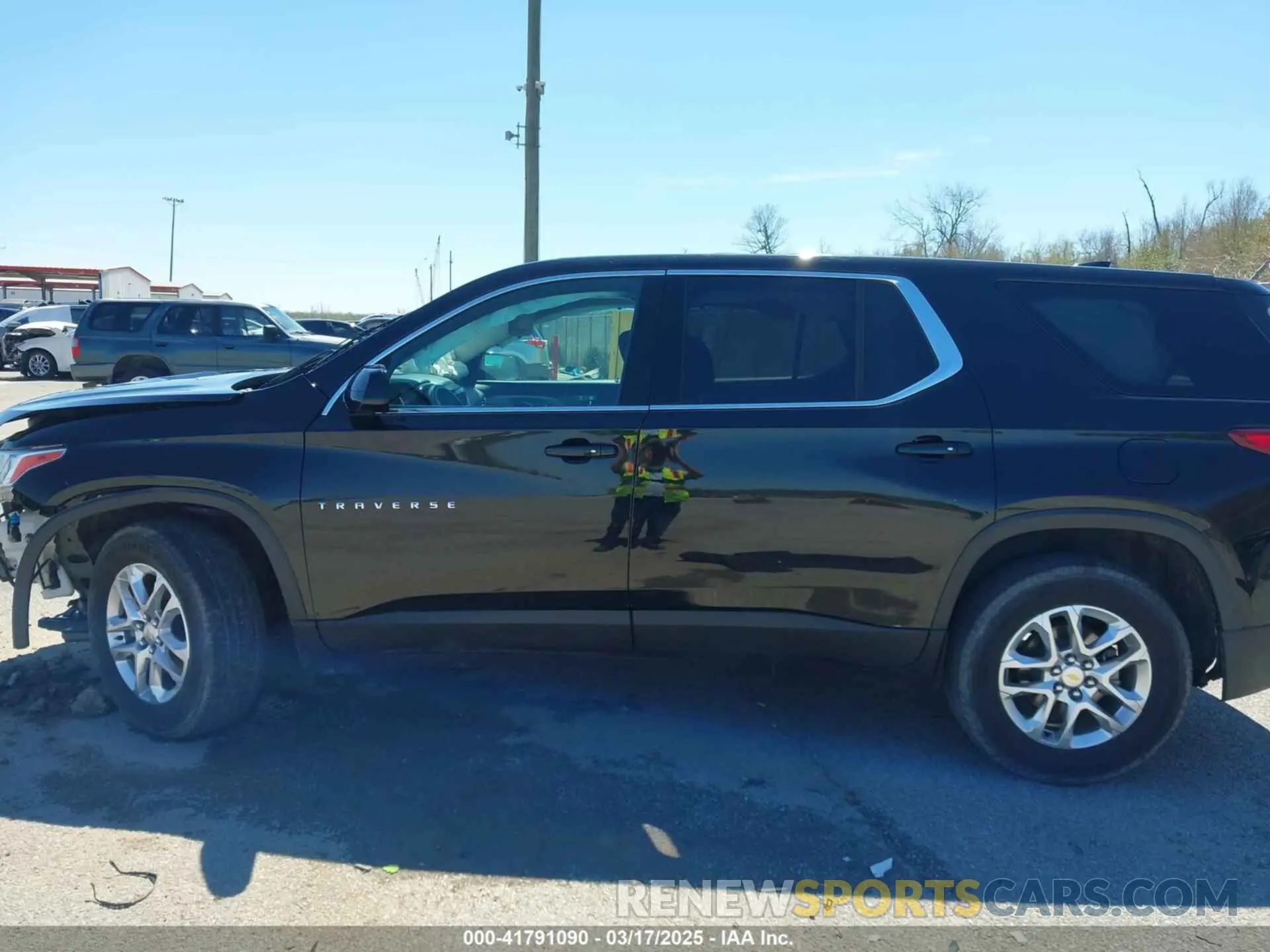 14 Photograph of a damaged car 1GNERFKW4LJ279684 CHEVROLET TRAVERSE 2020