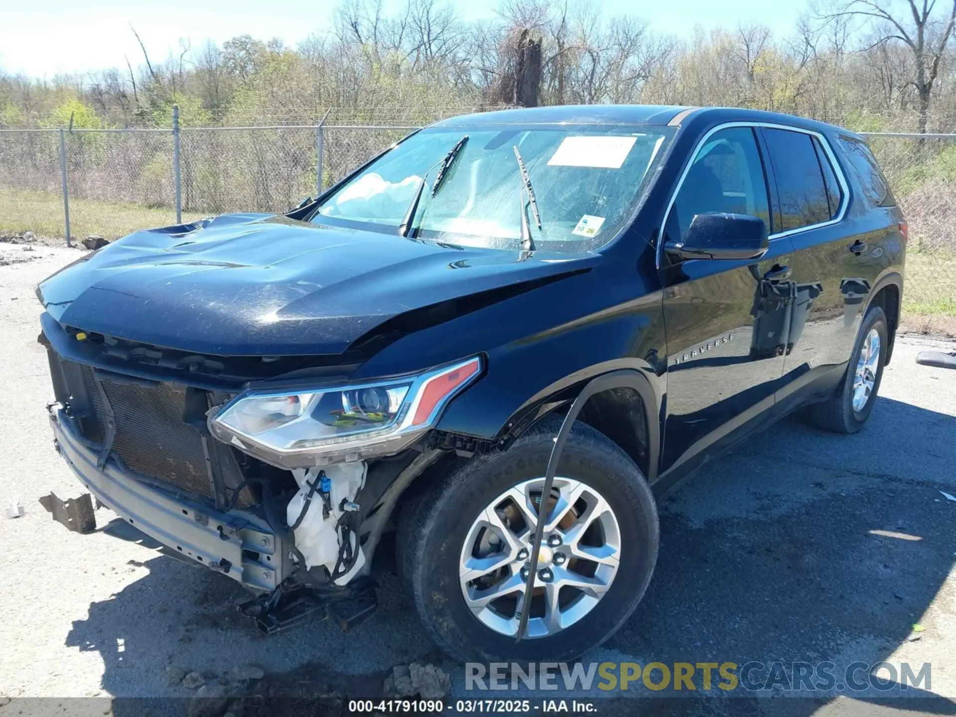 2 Photograph of a damaged car 1GNERFKW4LJ279684 CHEVROLET TRAVERSE 2020