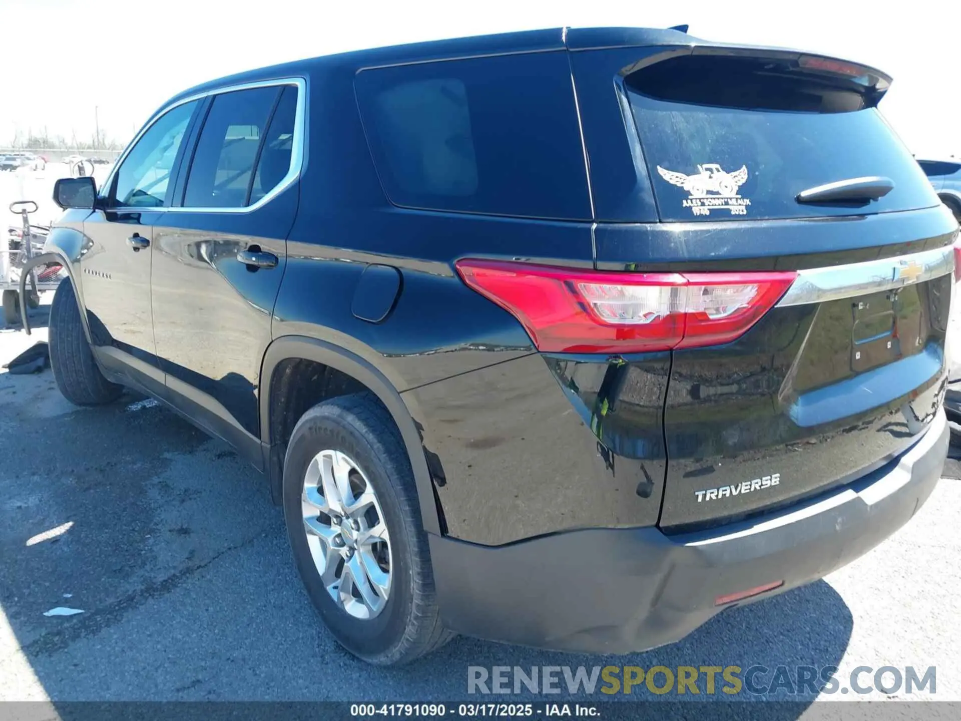 3 Photograph of a damaged car 1GNERFKW4LJ279684 CHEVROLET TRAVERSE 2020