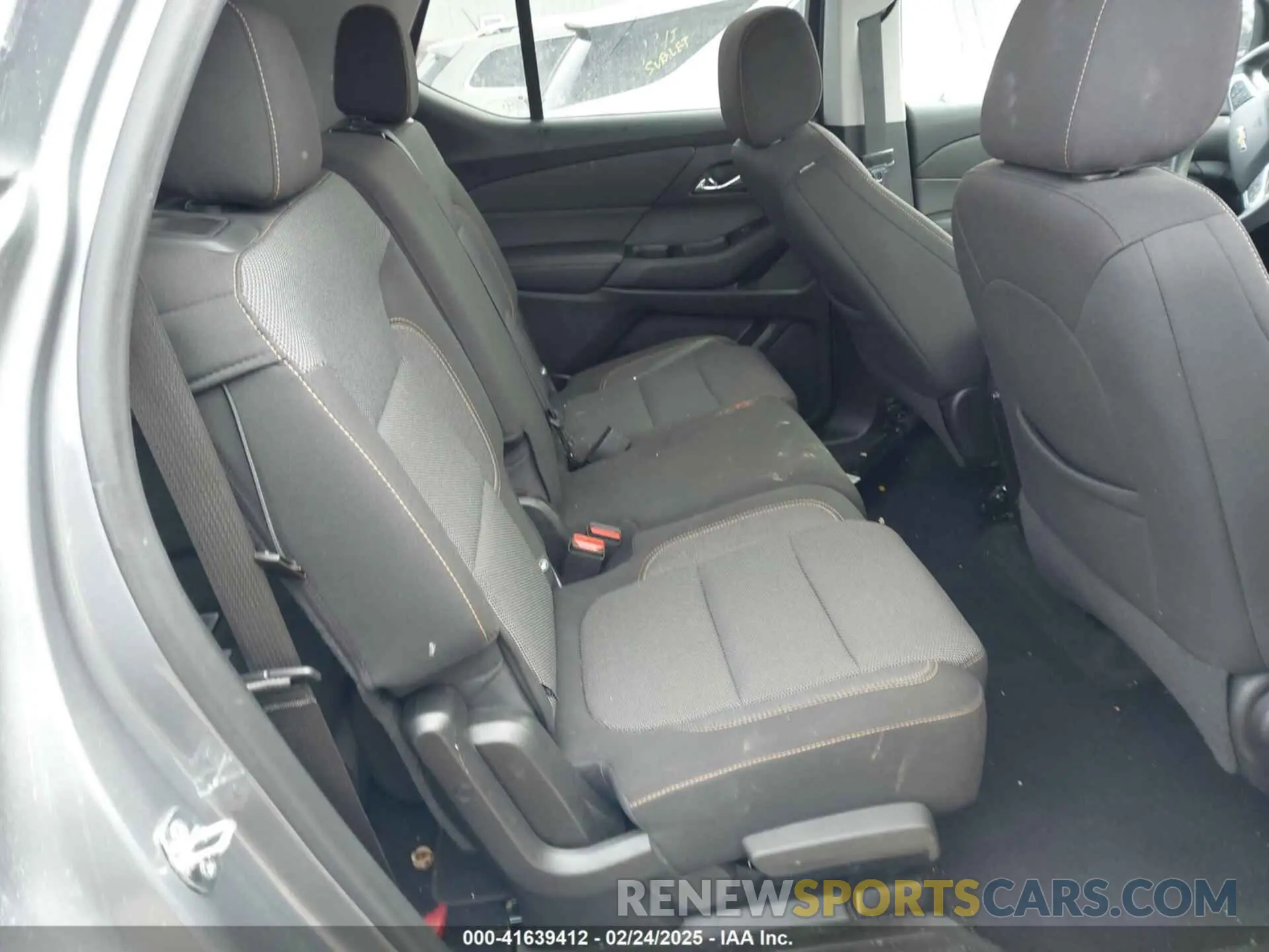 8 Photograph of a damaged car 1GNERFKW4LJ287655 CHEVROLET TRAVERSE 2020