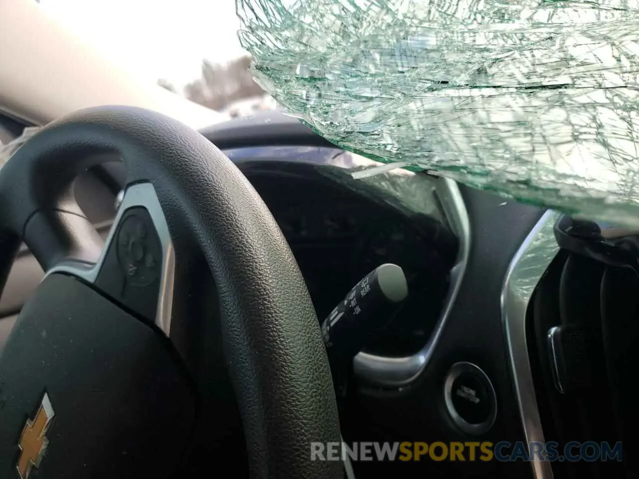 9 Photograph of a damaged car 1GNERFKW4LJ311744 CHEVROLET TRAVERSE 2020