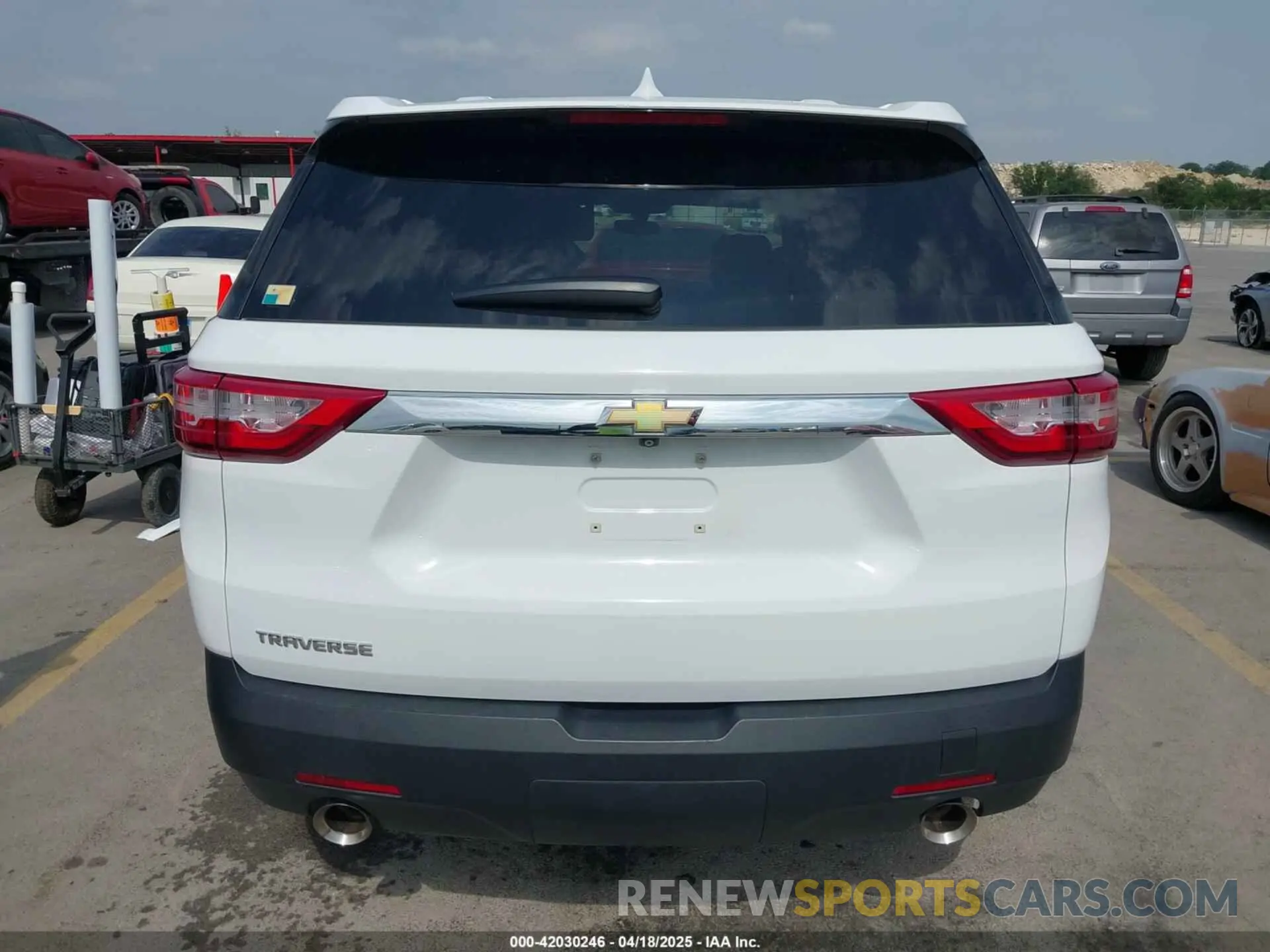 16 Photograph of a damaged car 1GNERFKW4LJ314465 CHEVROLET TRAVERSE 2020