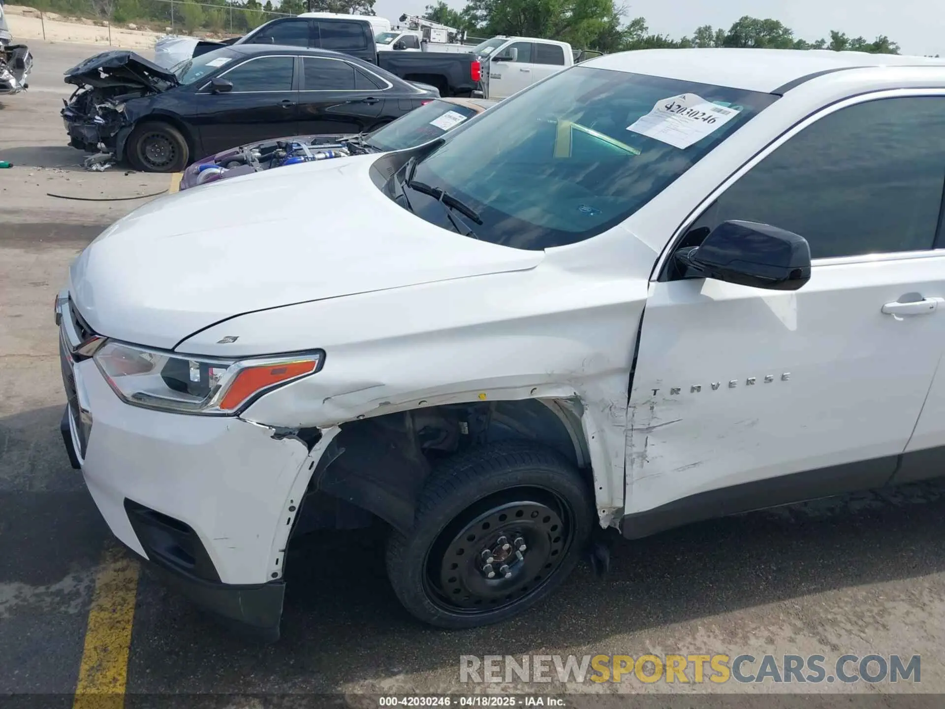 17 Photograph of a damaged car 1GNERFKW4LJ314465 CHEVROLET TRAVERSE 2020