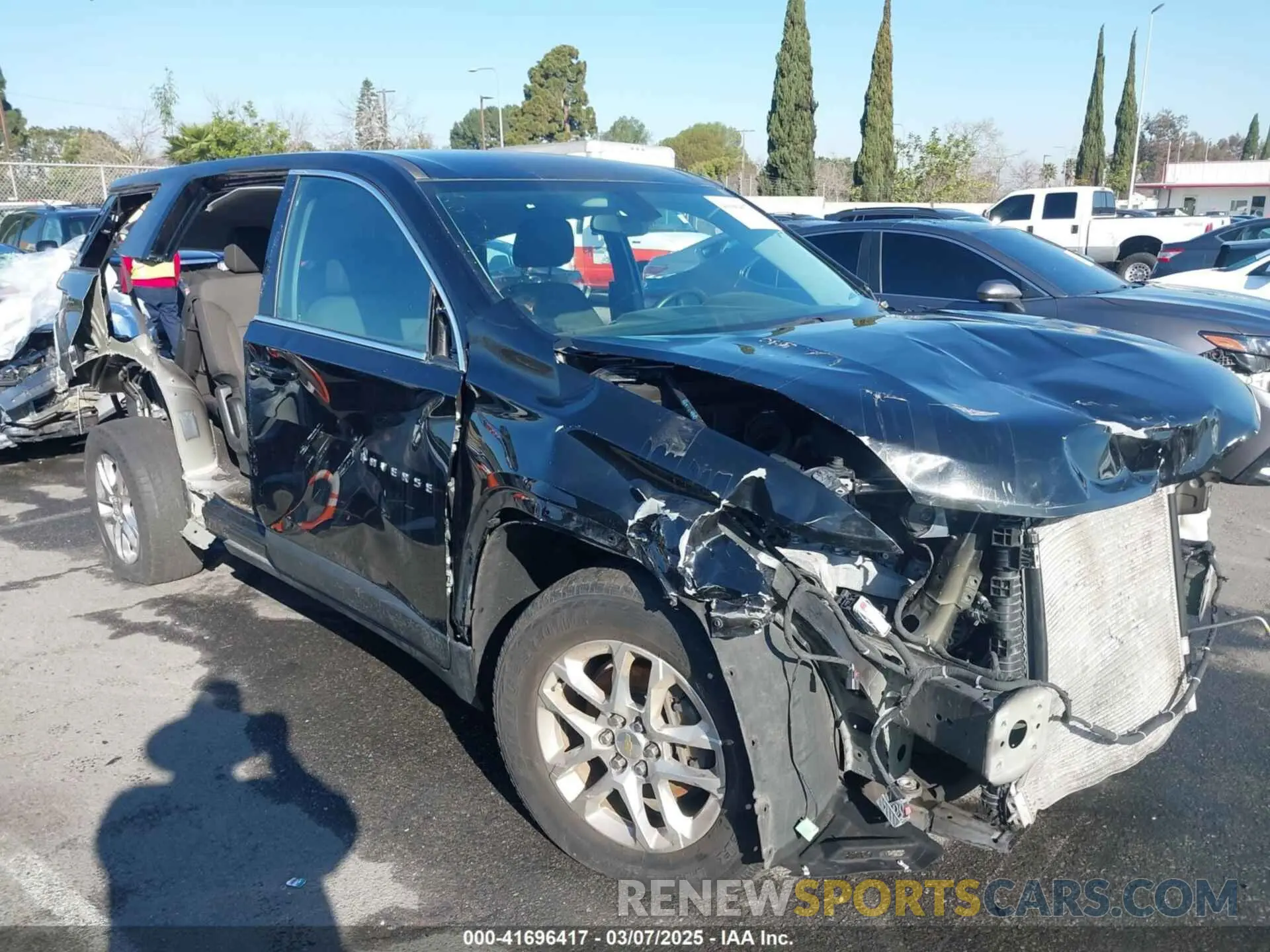 13 Photograph of a damaged car 1GNERFKW5LJ111620 CHEVROLET TRAVERSE 2020